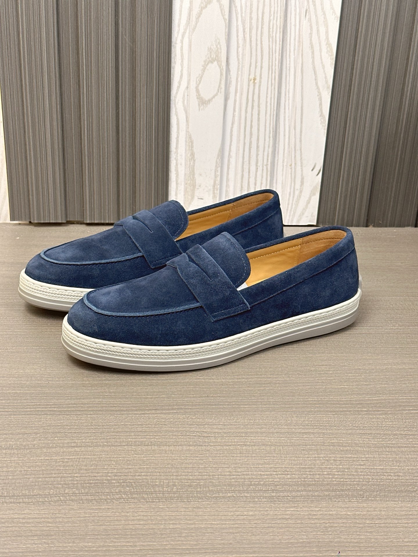 TOD'S/Tod's nuevos mocasines de hombre esta sección de zapatos a aterciopelada suave gamuza y piel d