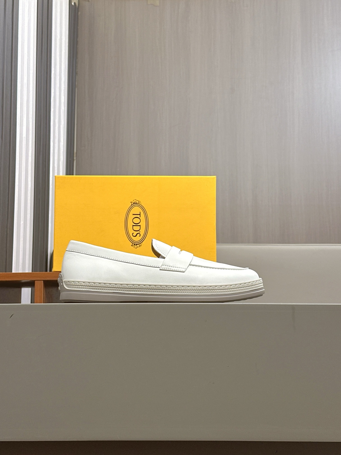 TOD'S/Tod's nuevos mocasines de hombre esta sección de zapatos a aterciopelada suave gamuza y piel d
