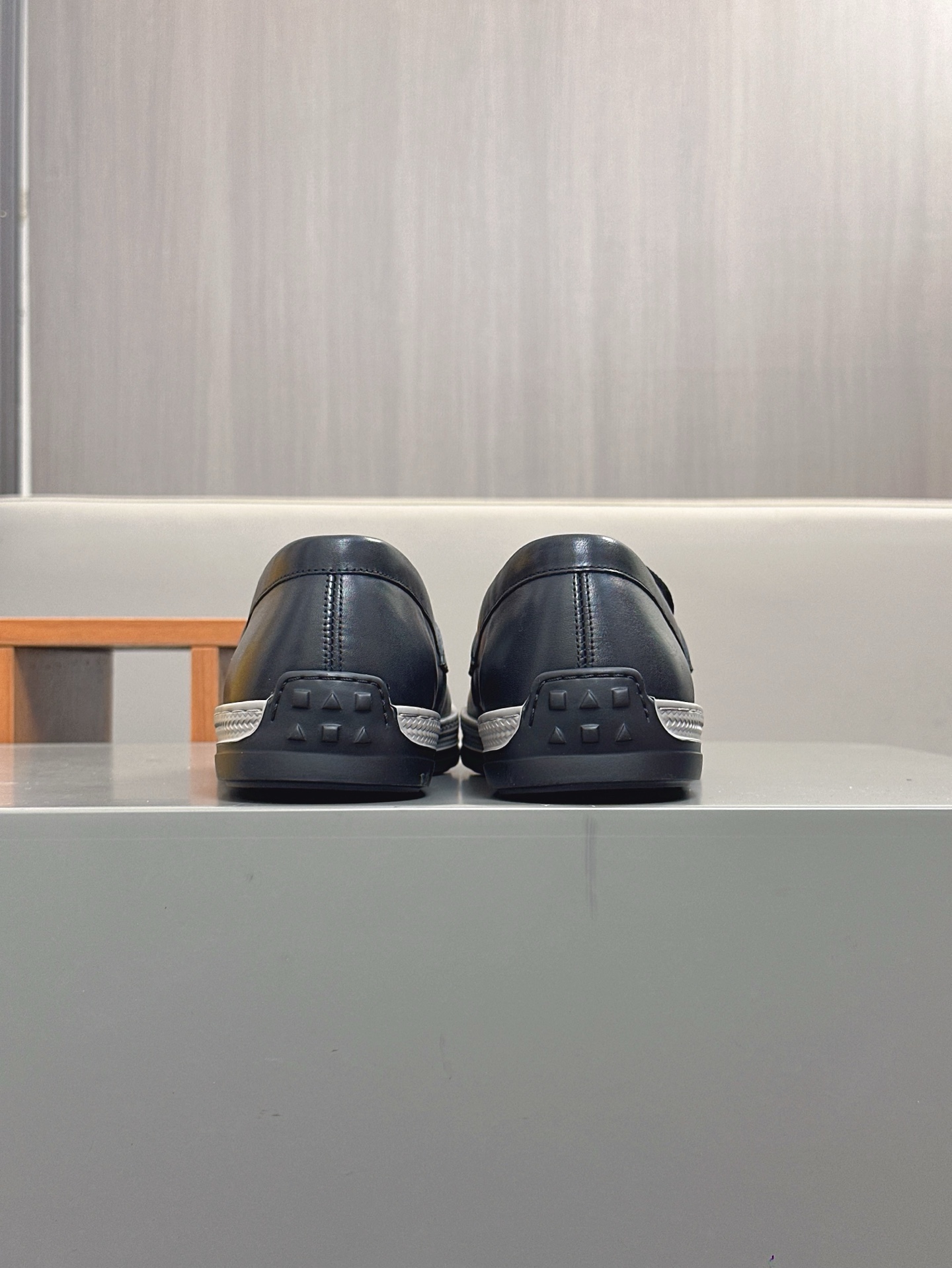 TOD'S/Tod's nuevos mocasines de hombre esta sección de zapatos a aterciopelada suave gamuza y piel d