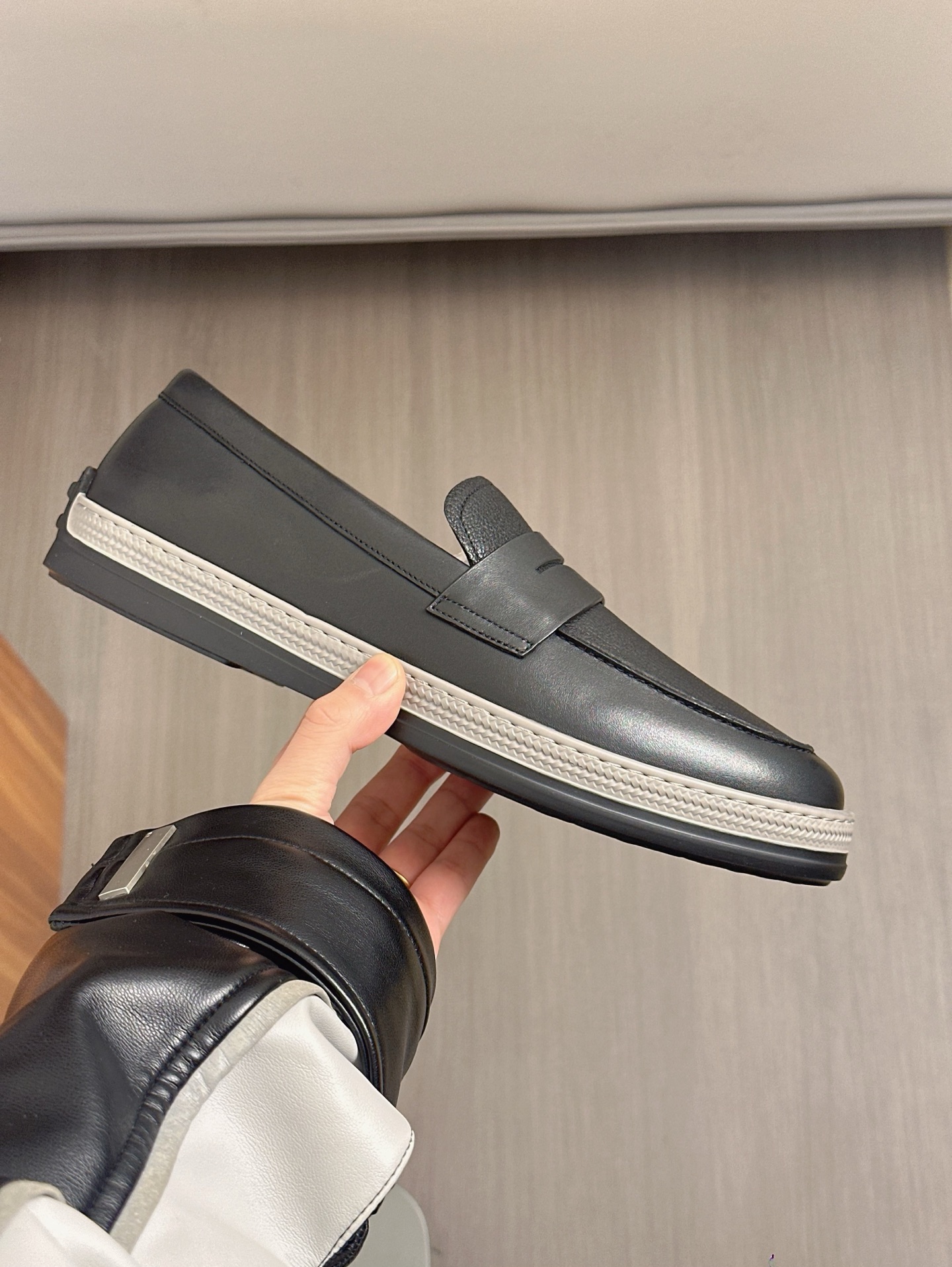 TOD'S/Tod's nuevos mocasines de hombre esta sección de zapatos a aterciopelada suave gamuza y piel d