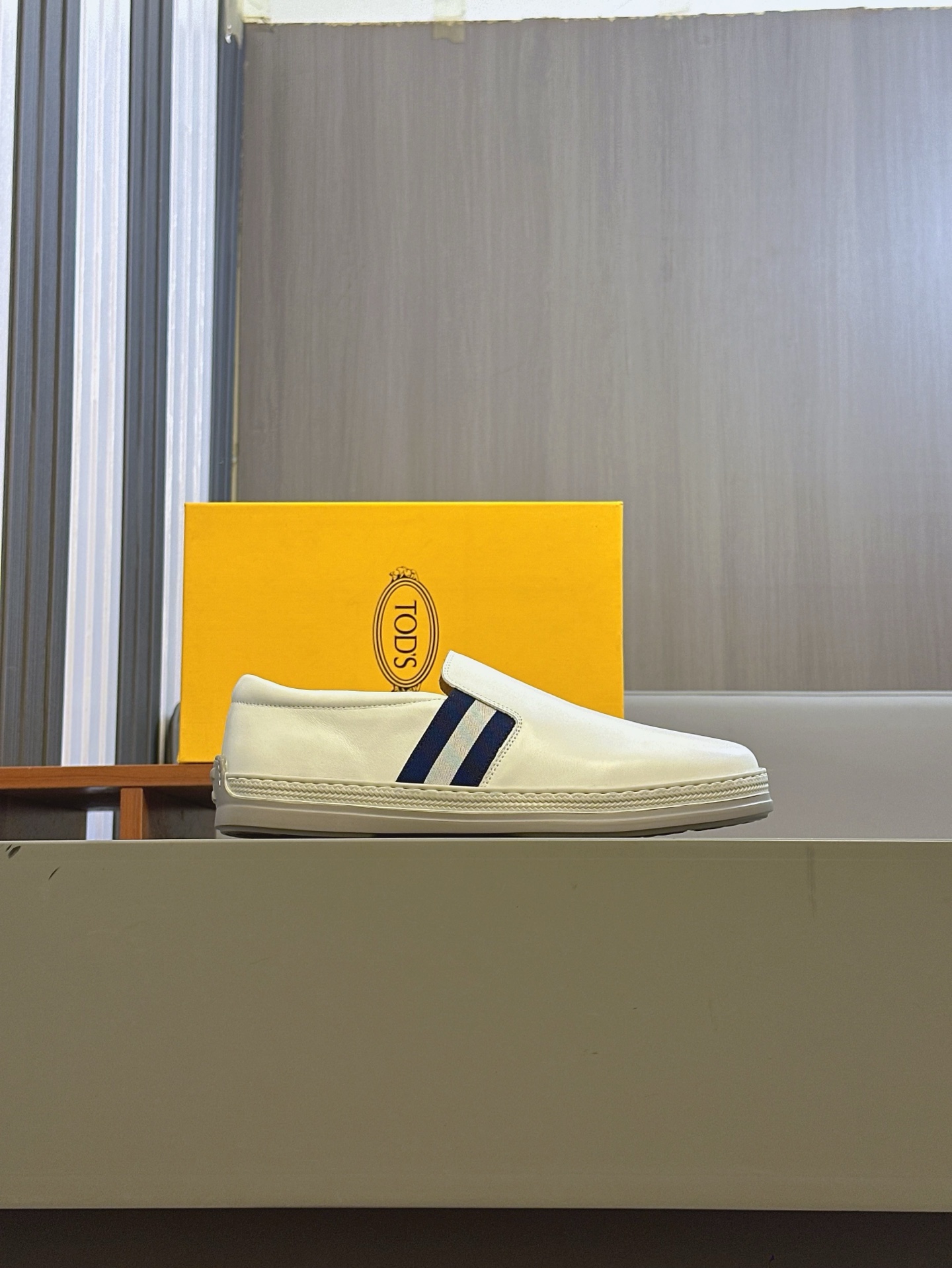 TOD'S/Tod's nuevos mocasines de hombre esta sección de zapatos a aterciopelada suave gamuza y piel d