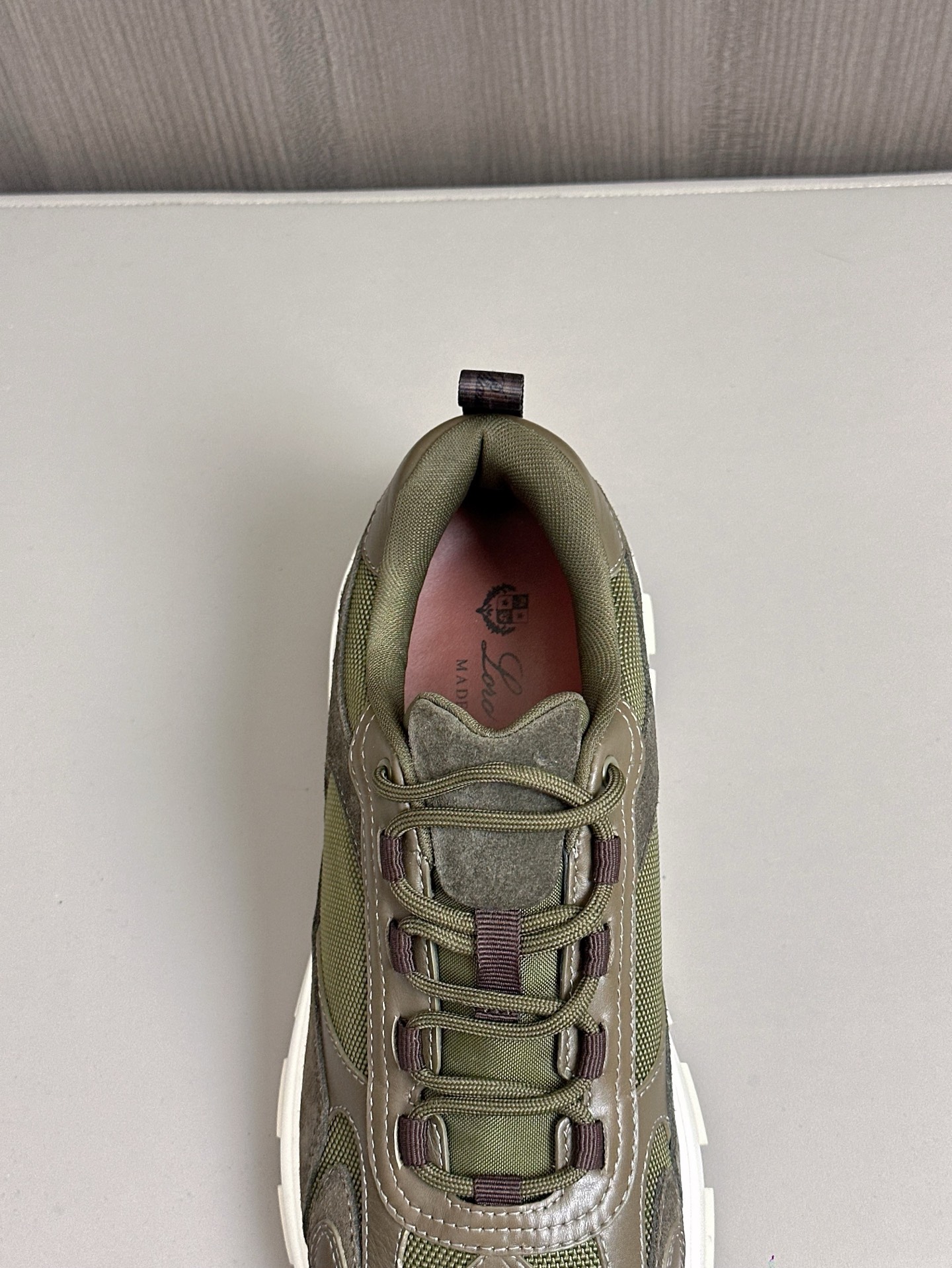 high quality/LoroPian*/Noyo LP Cairn Walk Men's SneakerEl entrenador de inspiración urbana se adapta