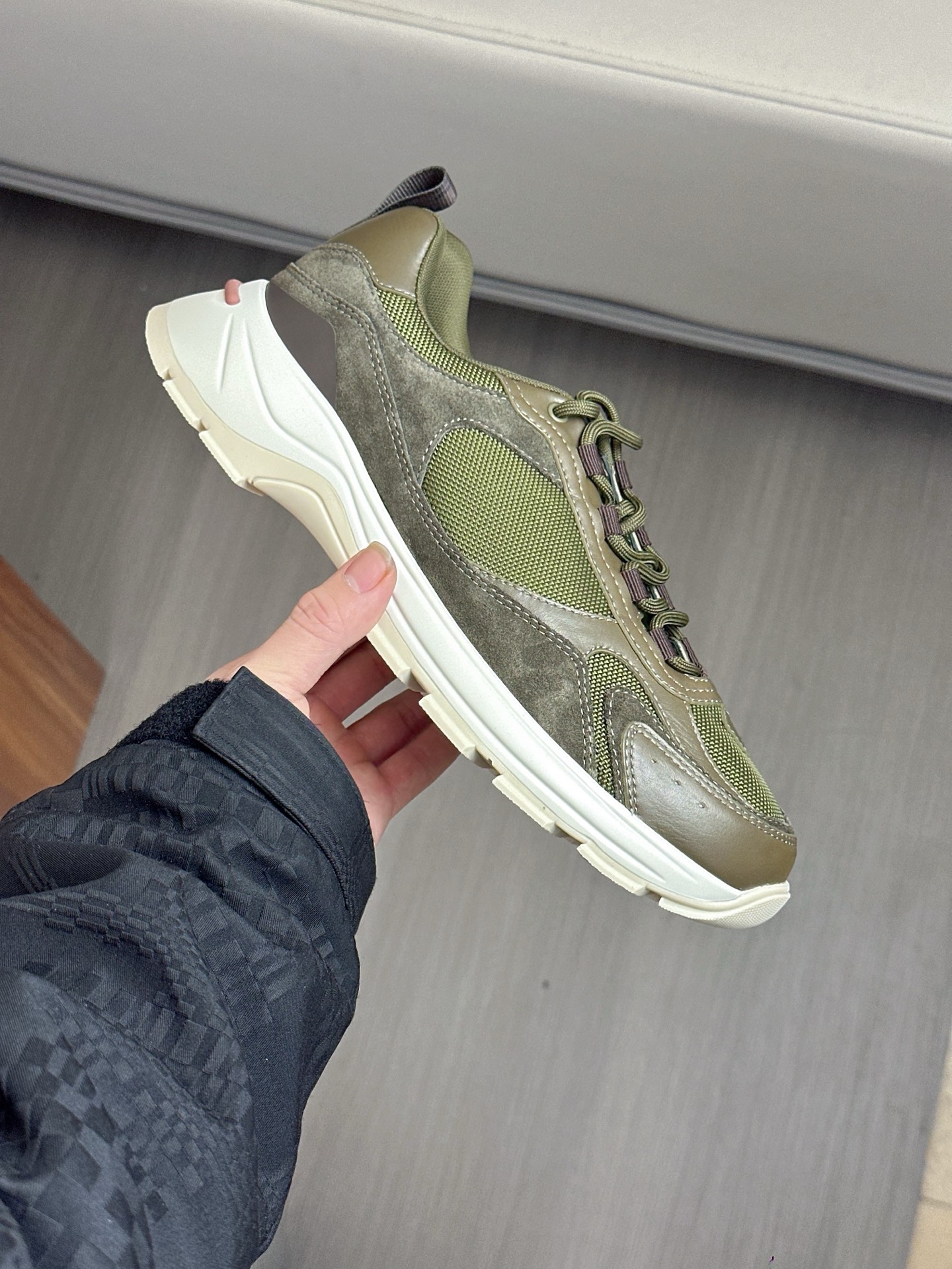 high quality/LoroPian*/Noyo LP Cairn Walk Men's SneakerEl entrenador de inspiración urbana se adapta