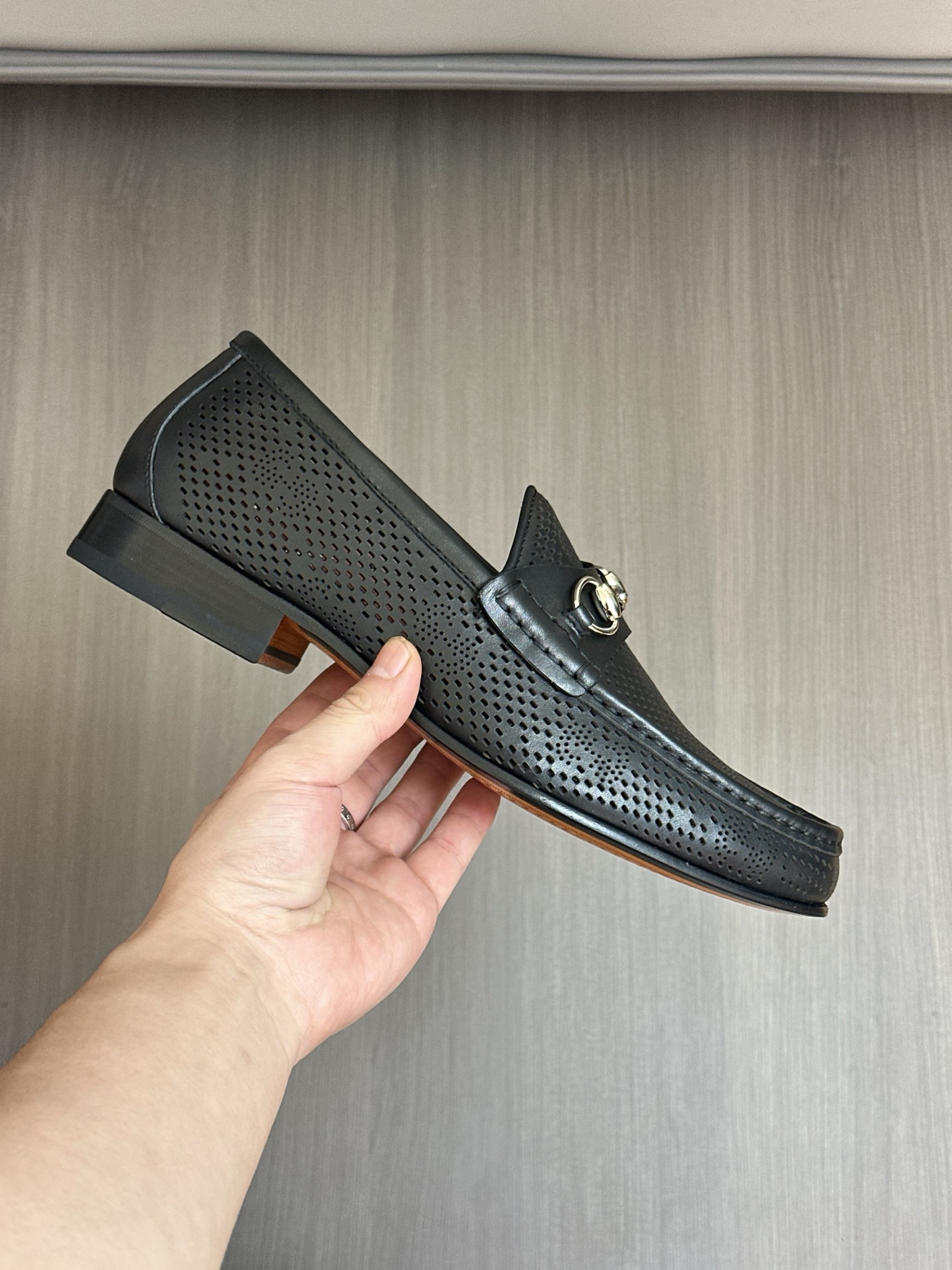 Gucci Men's Black Leather Loafers with Horsebit Detail - Sizes 39-44 6 i1744495498934 8374 0 4