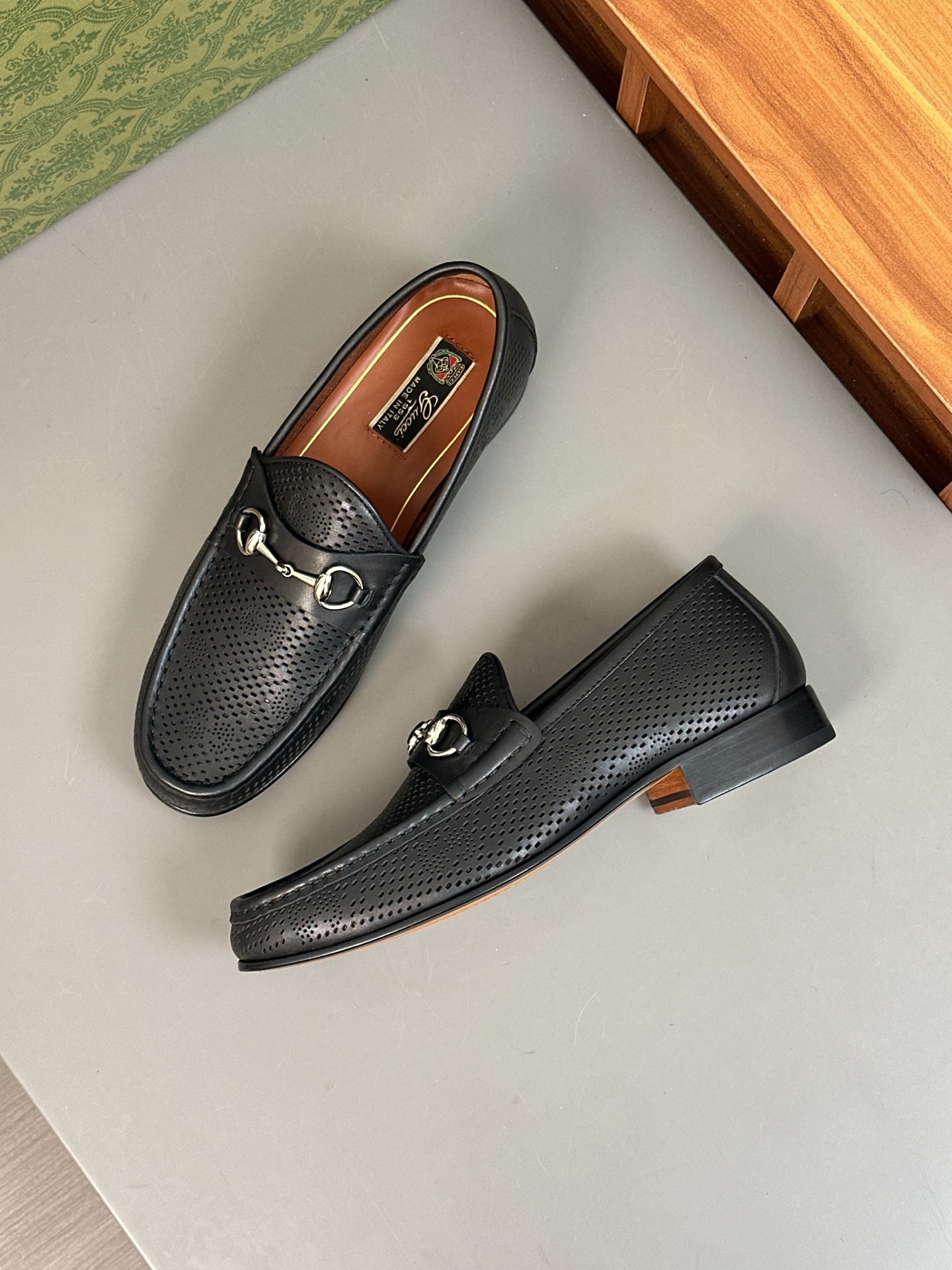 Gucci Men's Black Leather Loafers with Horsebit Detail - Sizes 39-44 7 i1744495498959 4923 0 5