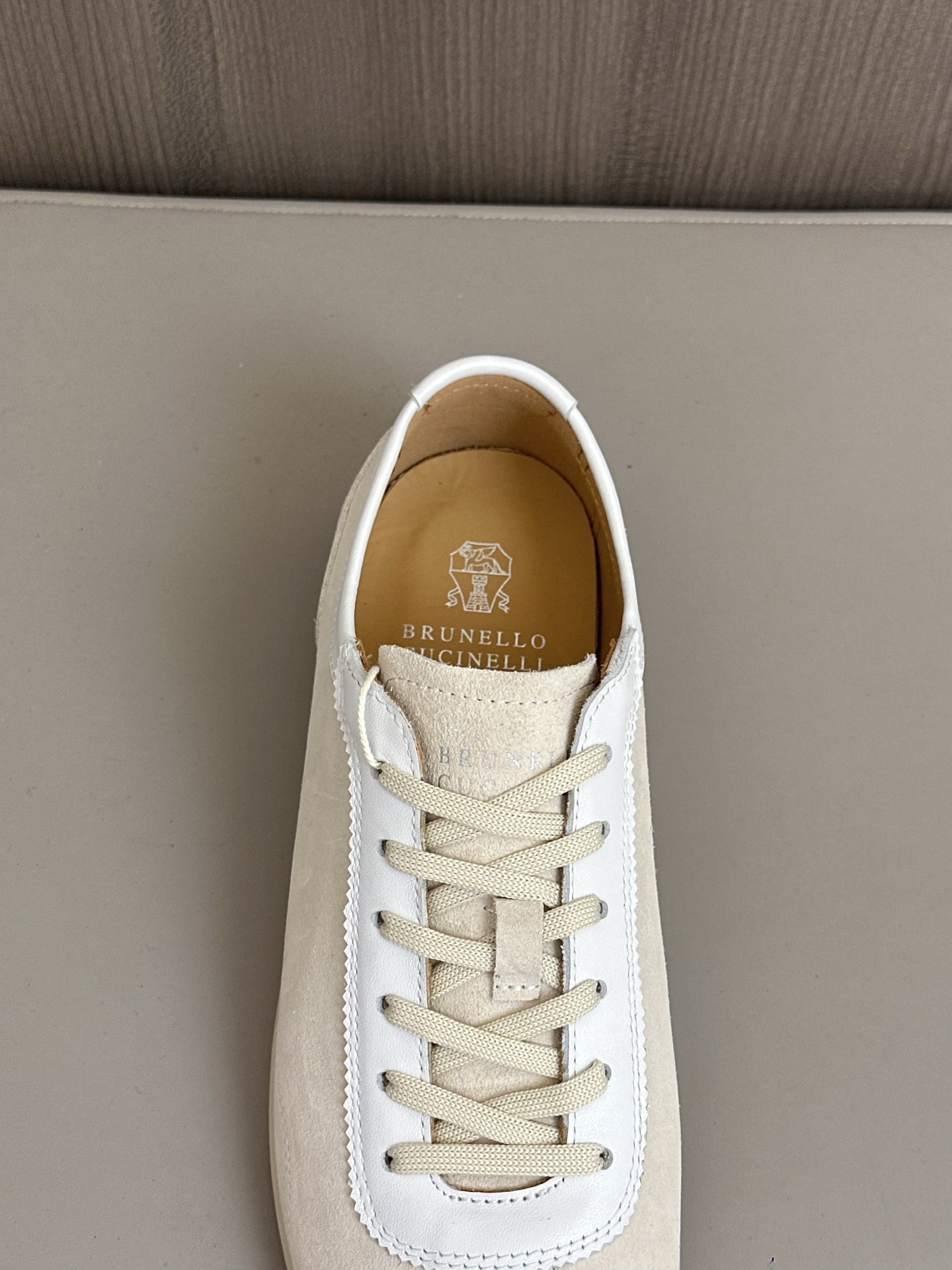 Brunello Cucinelli entrenadores de gamuza, zapatos de entrenamiento alemán, zapatos casuales de los 