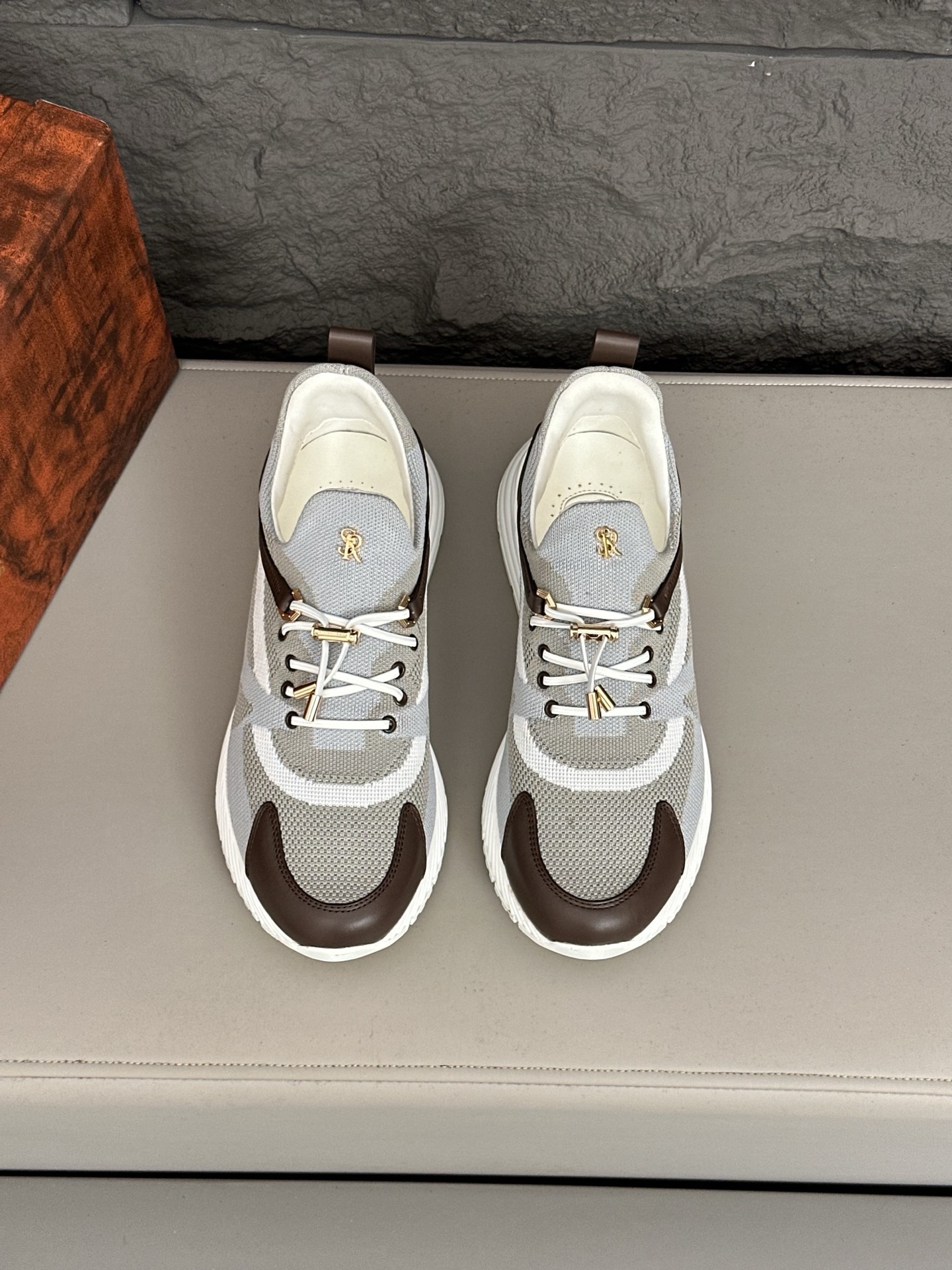 Calidad original!Stefano Ricci (Stefan) zapatos casuales de cuero para hombre. Hecho de cuero de bec
