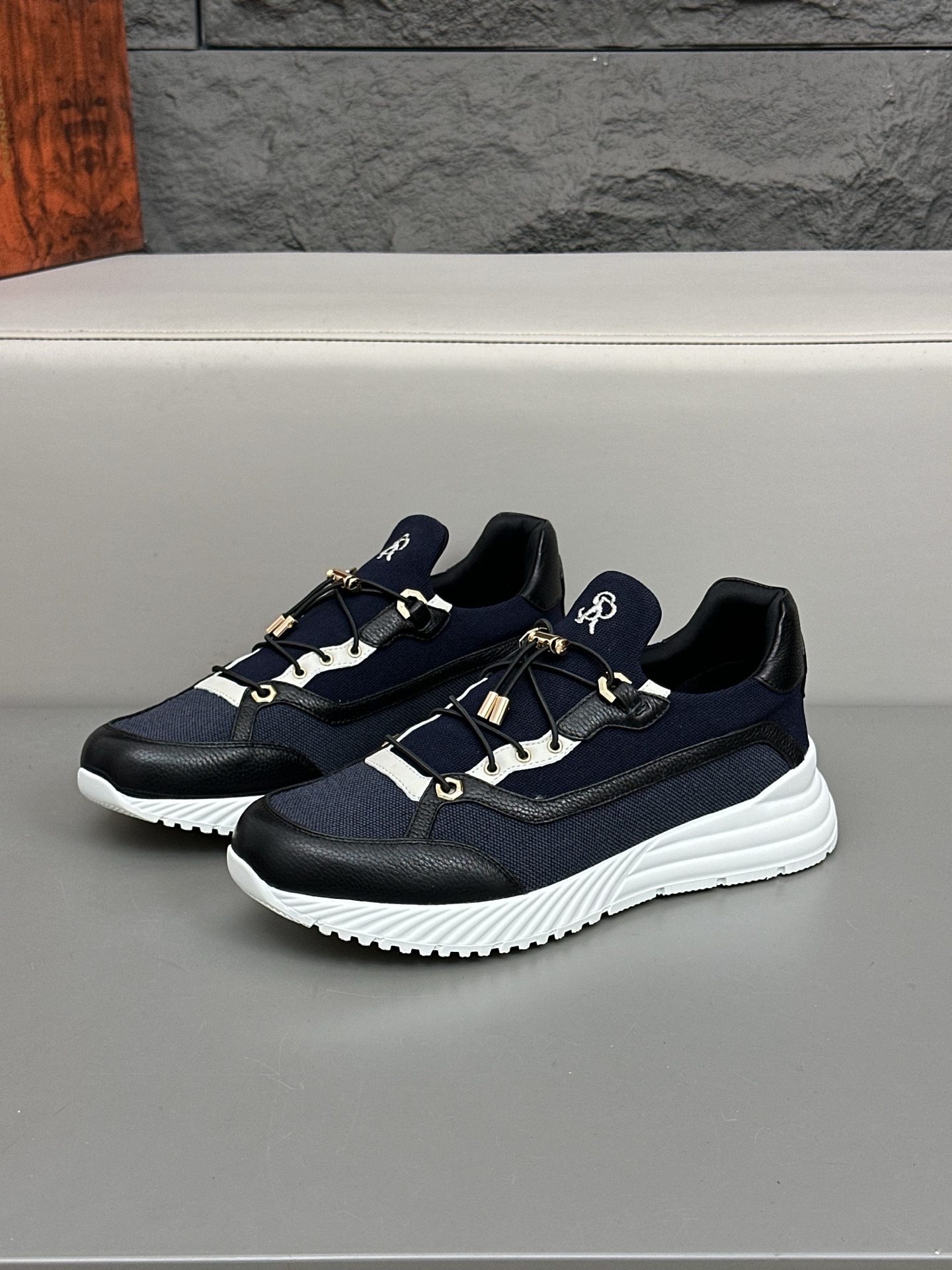 Calidad original!Stefano Ricci (Stefan) zapatos casuales de cuero para hombre. Hecho de cuero de bec