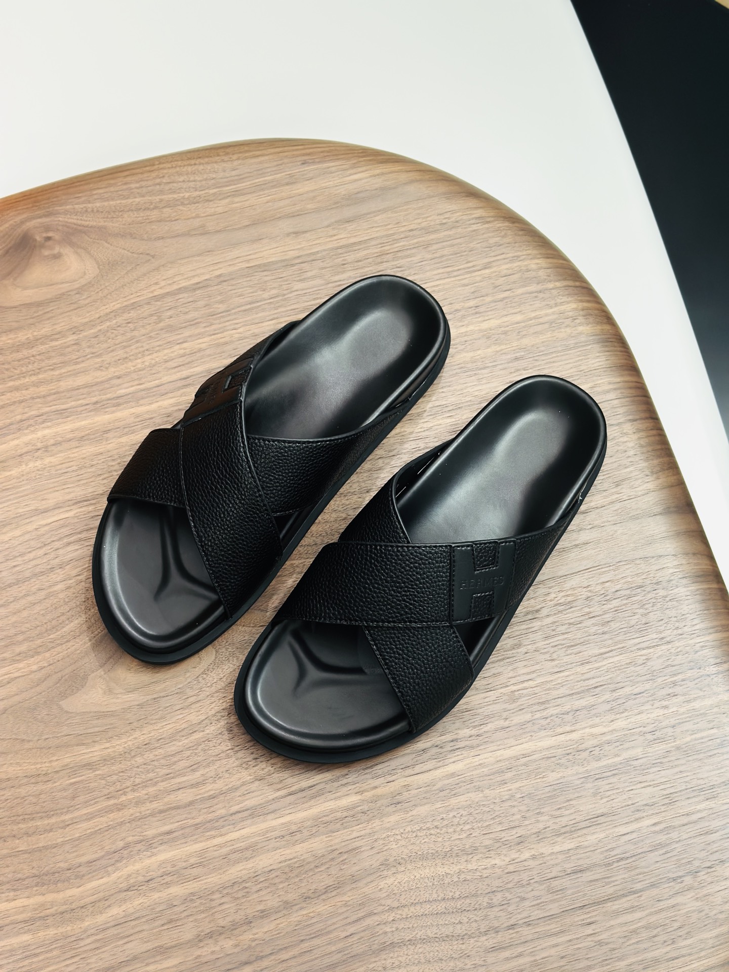 Precio de fábrica:120HERMES punto a largo plazo nuevas zapatillas Hermes, cuero de vaca de tela, res