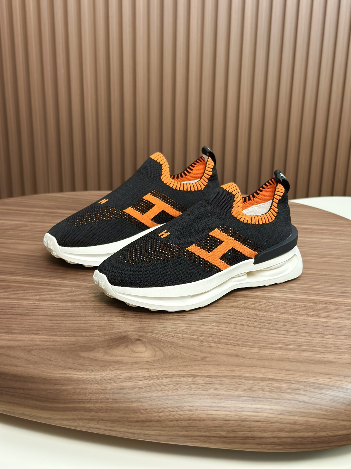 Hermès Men's Black & Orange Knitted Slip-On Sneakers - Size 39-44 2 i1749967408794 9956 0 1