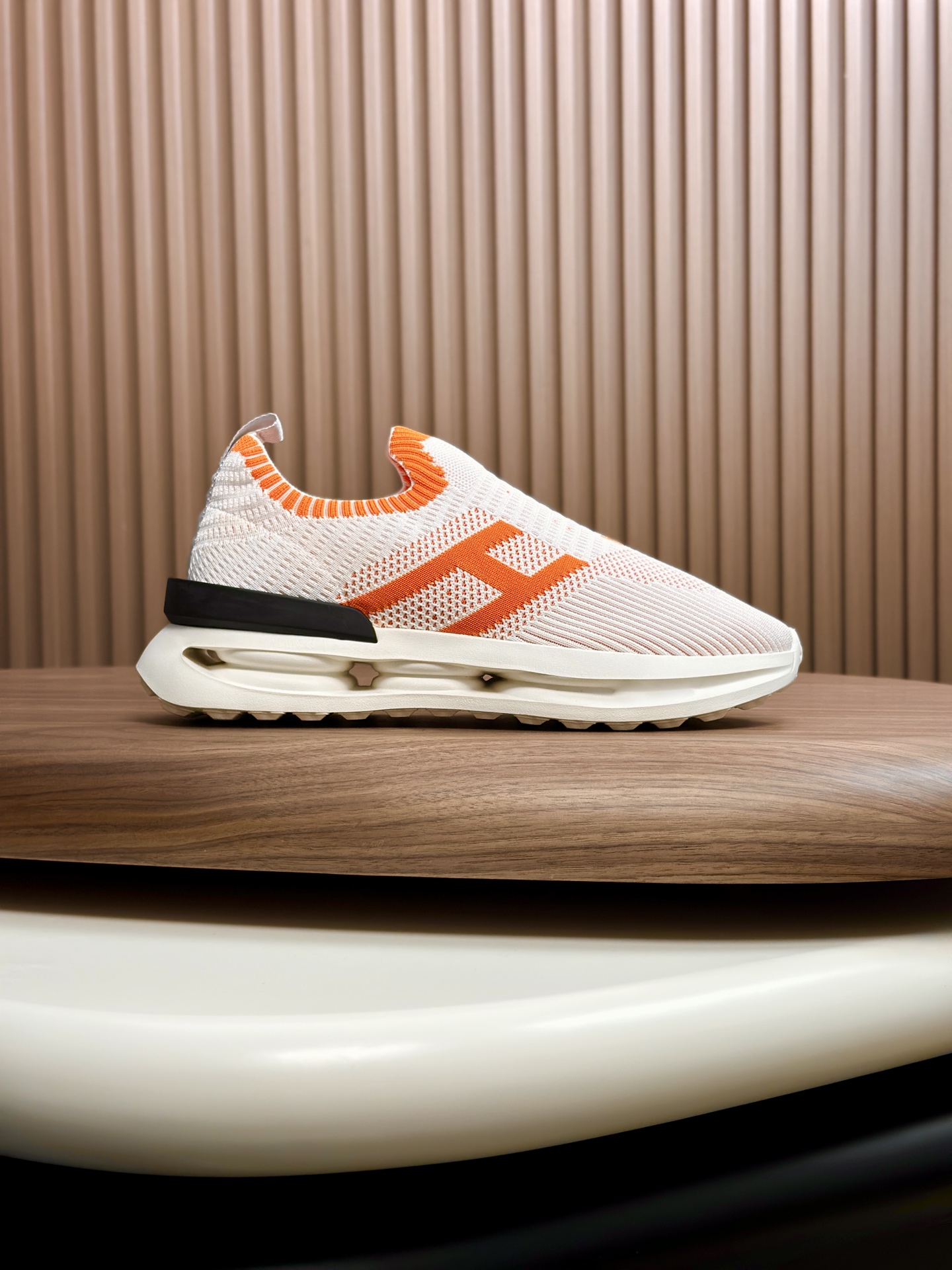 Hermès Men's White/Orange Knitted Sneakers - Casual, Comfortable, Stylish 3 i1749967453737 2177 0 2