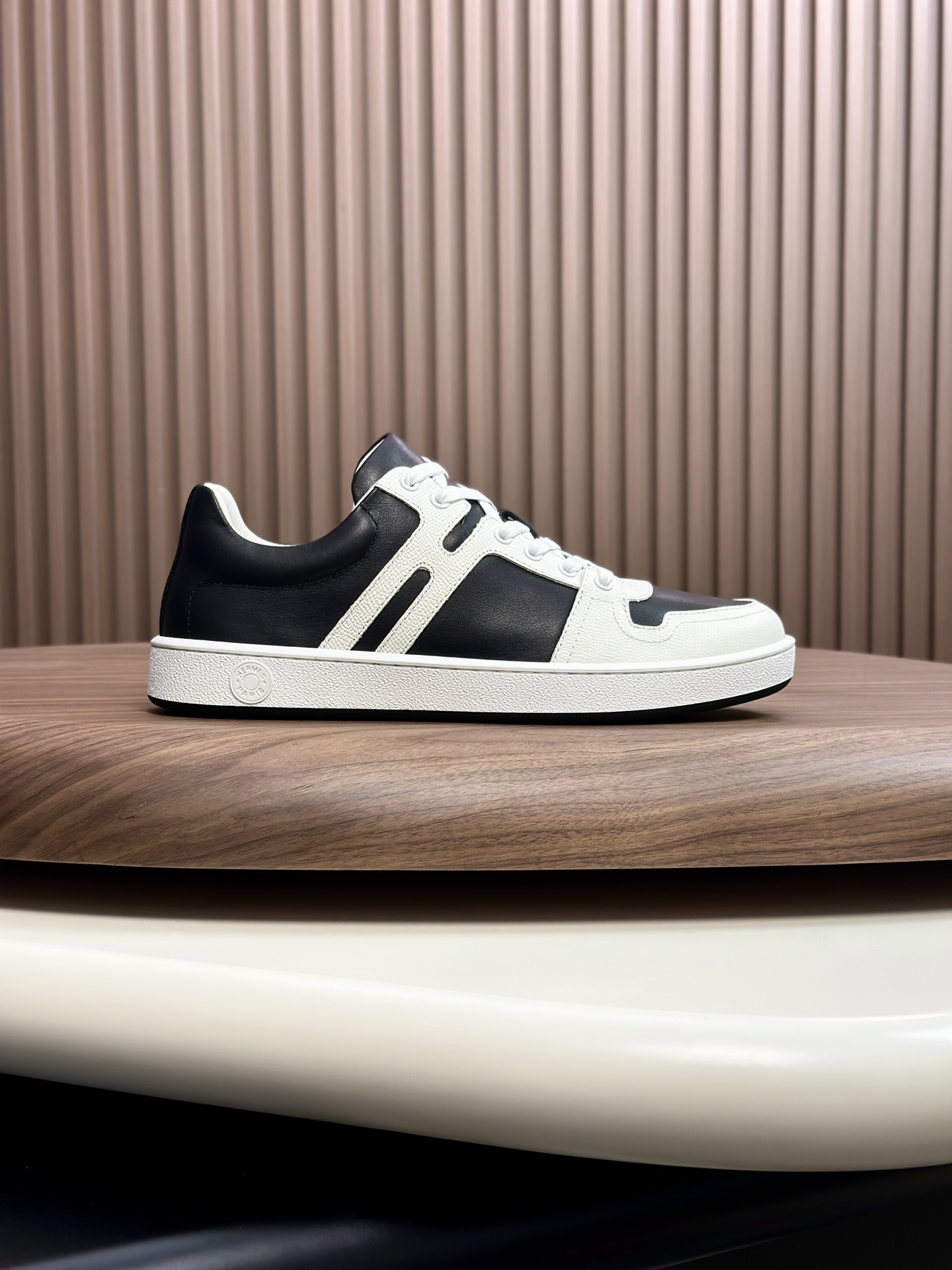 Hermes Men's Italian Leather Sneakers, Comfortable & Stylish, Sizes 39-44 4 i1749967619223 5402 0 2