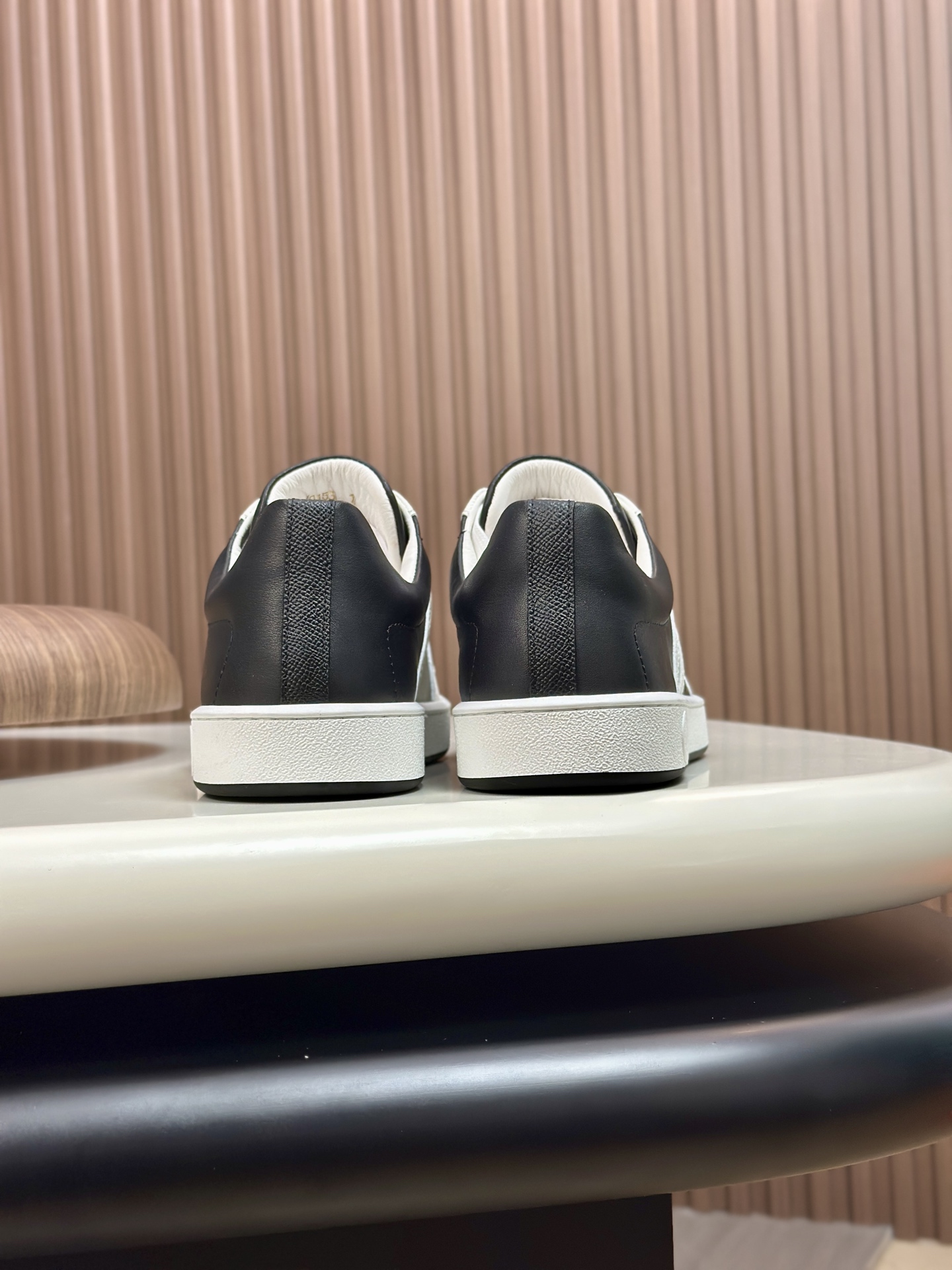 Hermes Men's Italian Leather Sneakers, Comfortable & Stylish, Sizes 39-44 8 i1749967619324 536 0 6