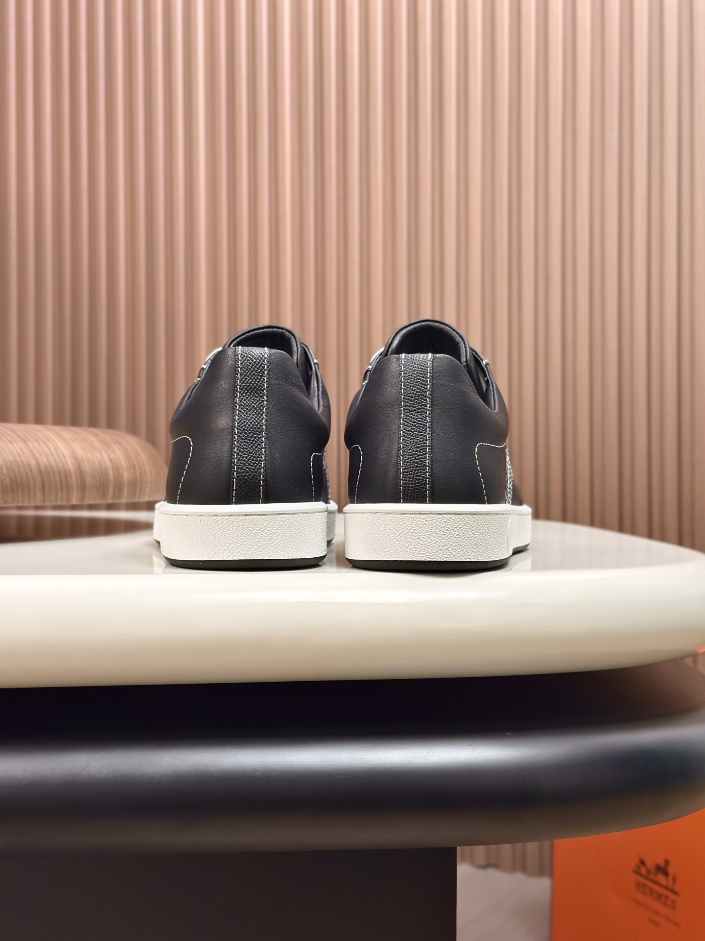 Hermès Men's Black Leather Sneakers, Stylish and Comfortable, Sizes 39-44 8 i1749967630710 4582 0 6