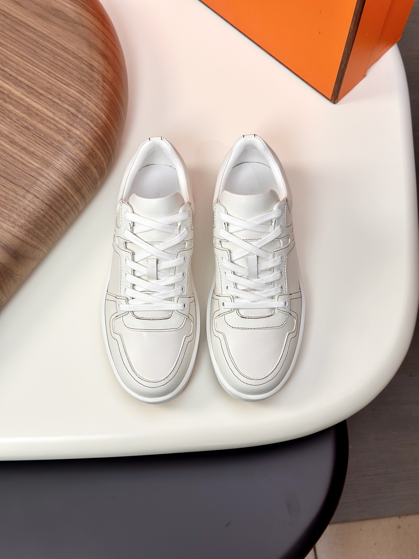 Men's White Leather Sneakers Classic Street Style Breathable Comfortable 1 i1749967686972 4637 0 0