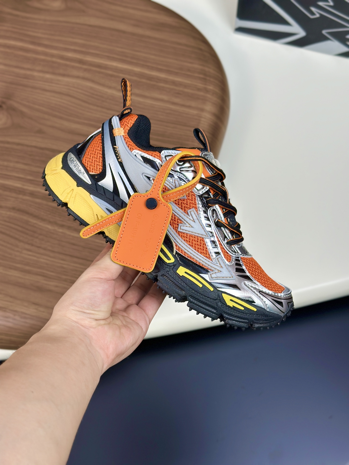 Off-White Couple Running Shoes: 3D Printed, Breathable, and Lightweight 5 i1750872360448 7349 0 3