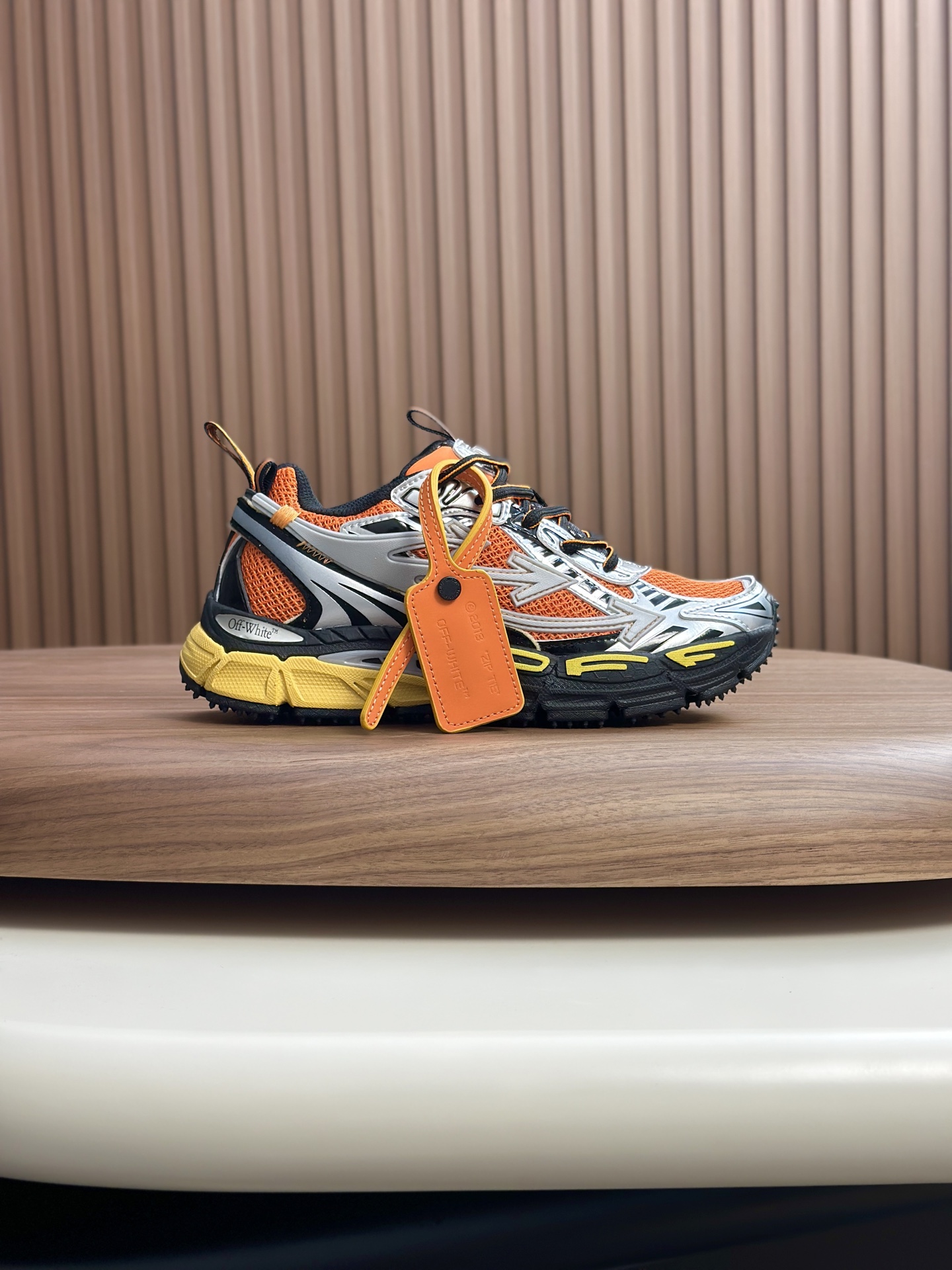 Off-White Couple Running Shoes: 3D Printed, Breathable, and Lightweight 4 i1750872360477 4446 0 2