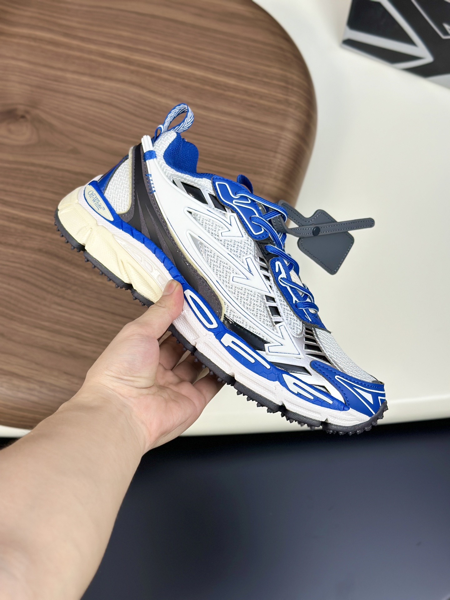 Off-White Couple's Running Shoes - Breathable, Lightweight, and Stylish 5 i1750872508384 6045 0 3