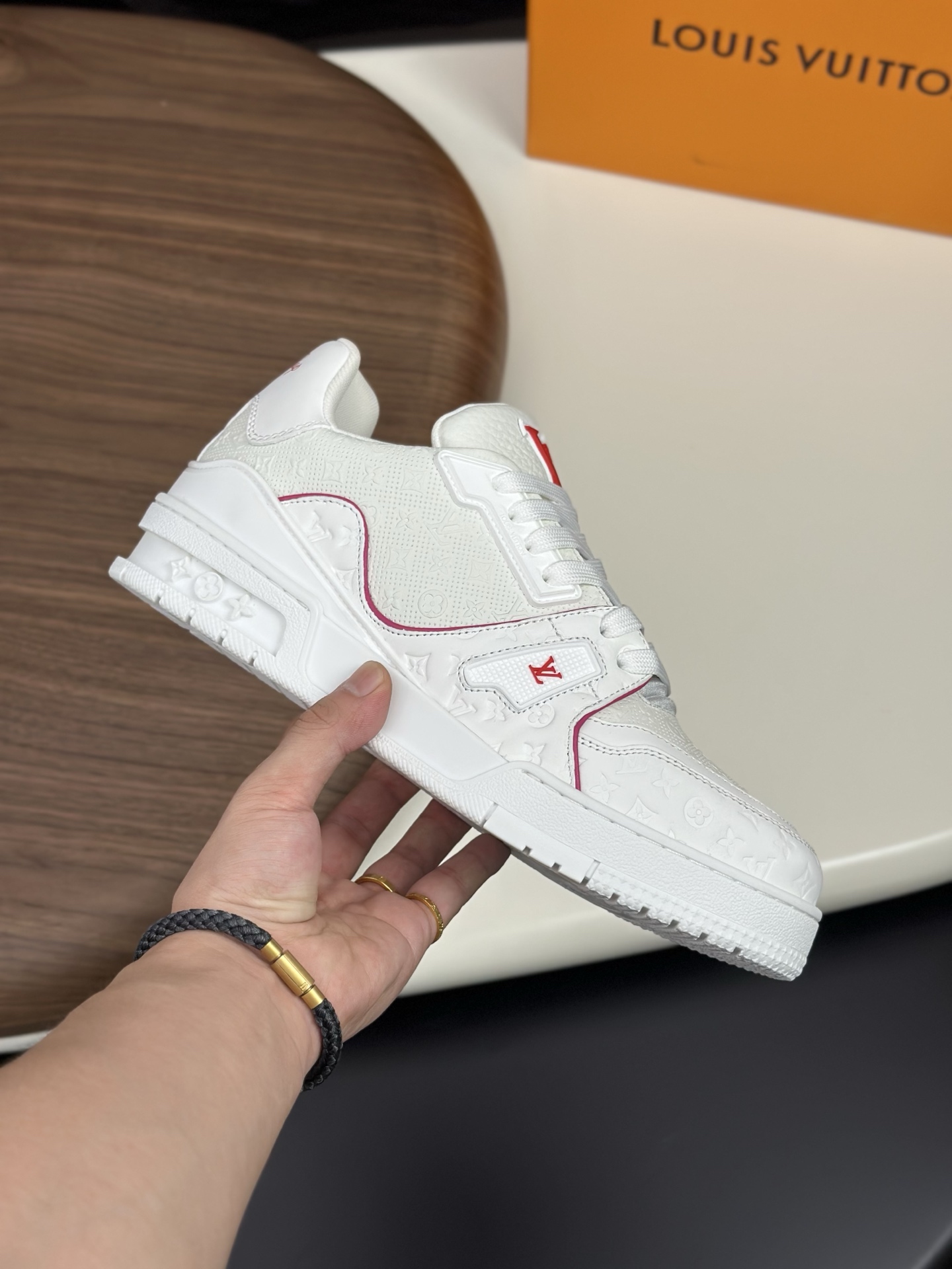Louis Vuitton Men's White Leather & Mesh Low-Top Sneakers Size 39-44 6 i1758626043806 7518 0 4