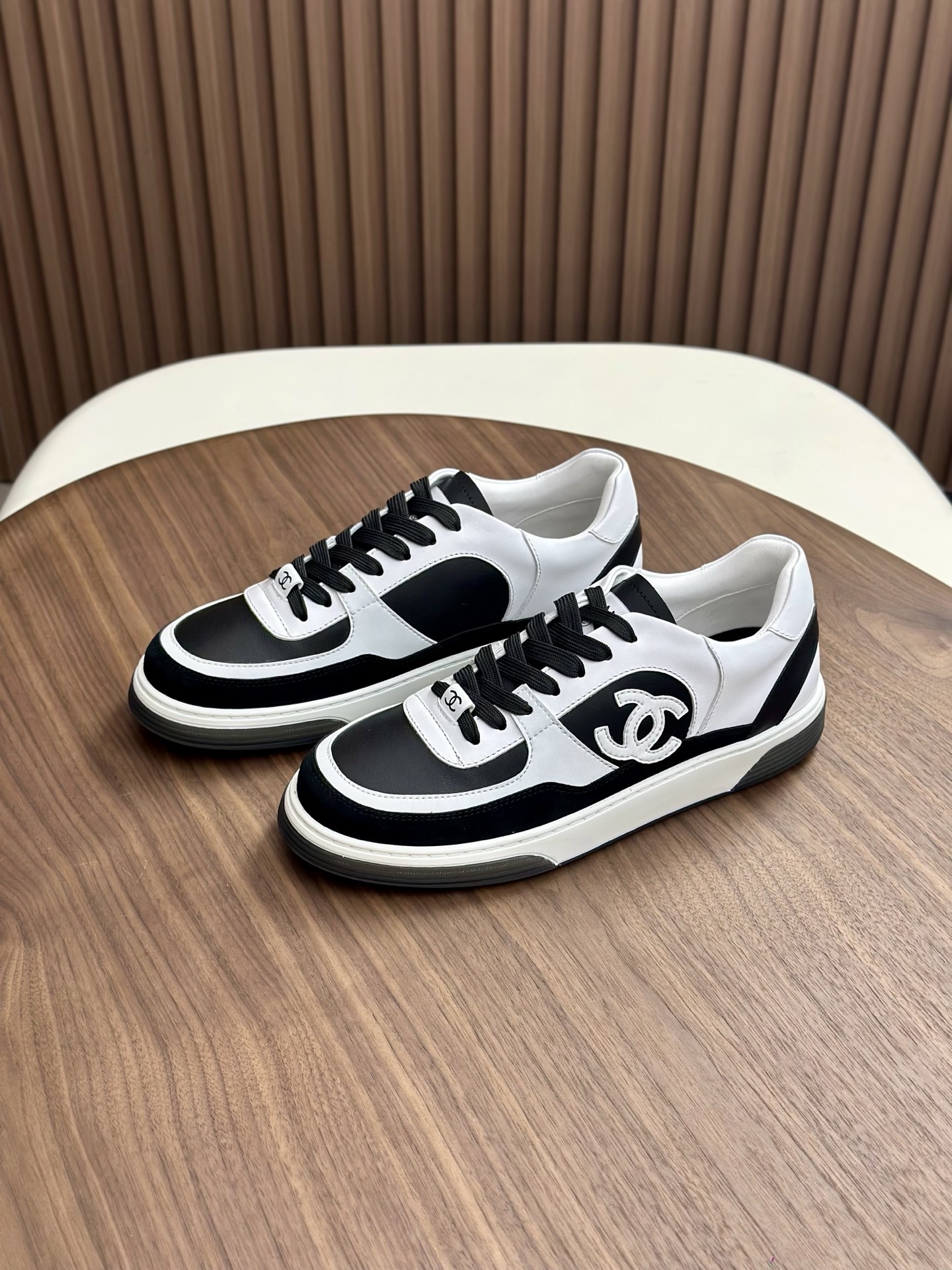 Chanel Women's Black & White Leather Suede CC Logo Lace-Up Sneakers Shoes 6 i1760340083404 5027 0 4