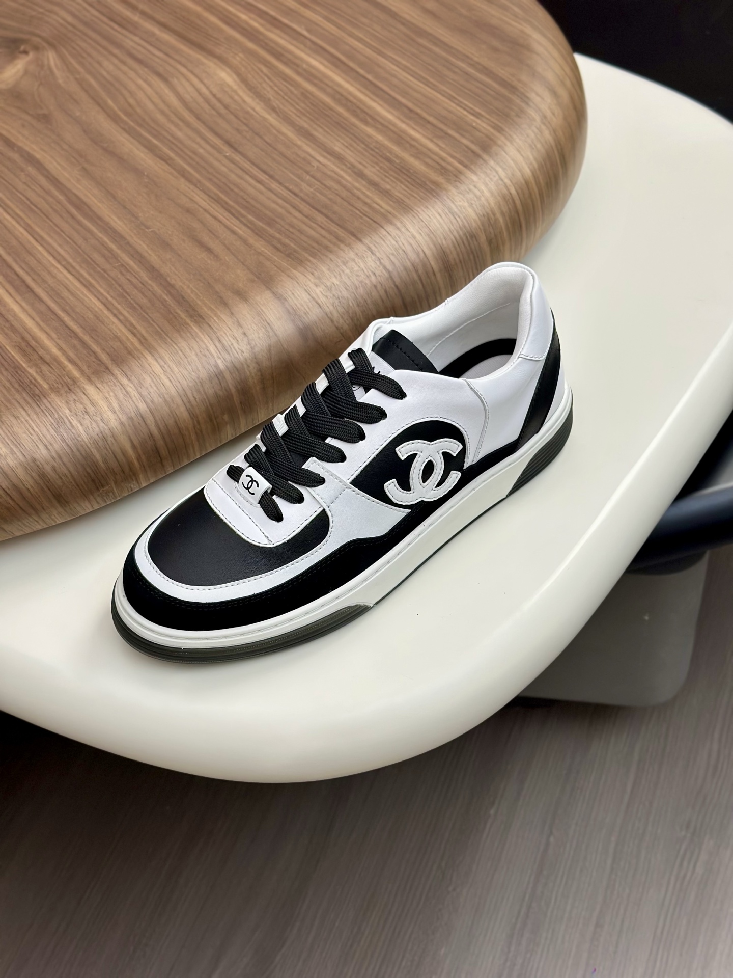 Chanel Women's Black & White Leather Suede CC Logo Lace-Up Sneakers Shoes 5 i1760340084377 488 0 3