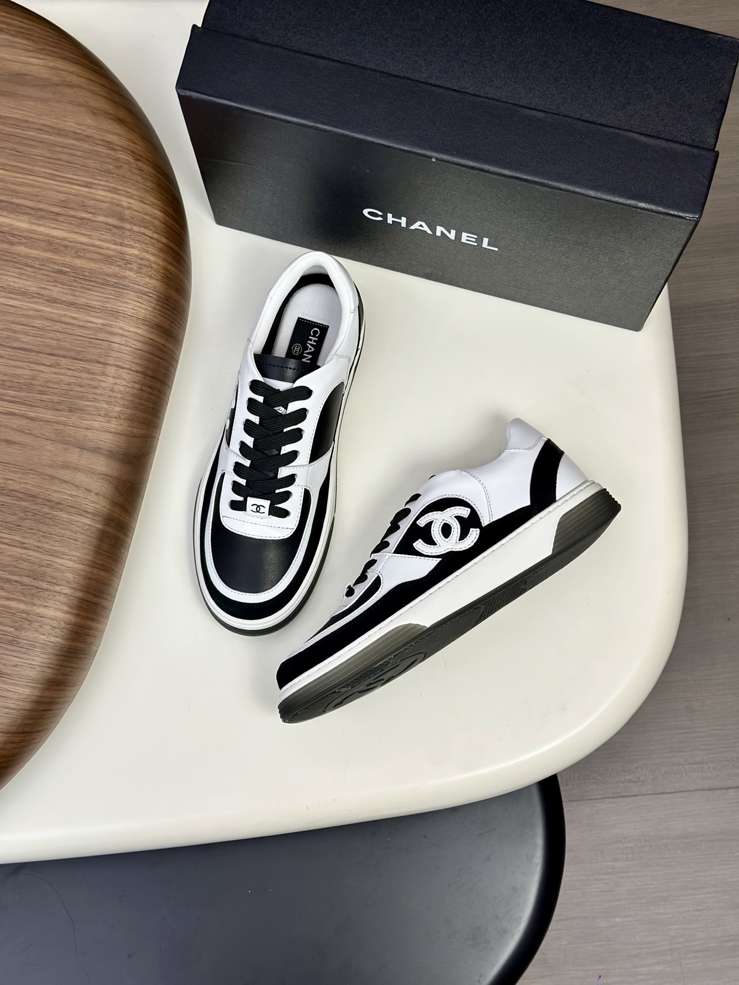 Chanel Women's Black & White Leather Suede CC Logo Lace-Up Sneakers Shoes 2 i1760340084387 4375 0 1