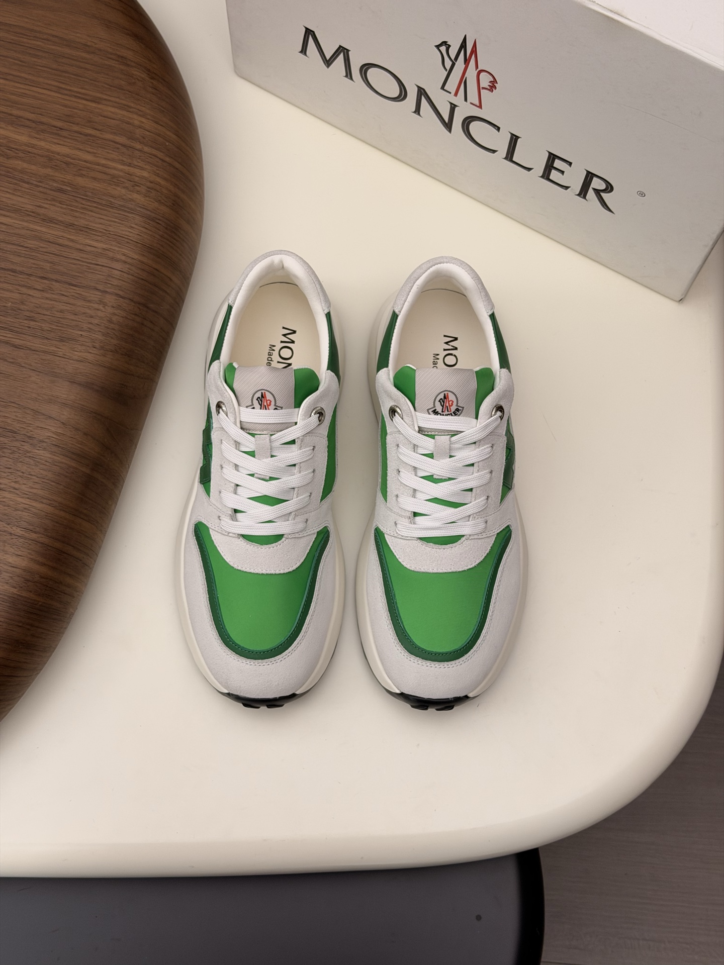 Moncler男 Style Leather Men's Shoes Lookbook Reference image 1