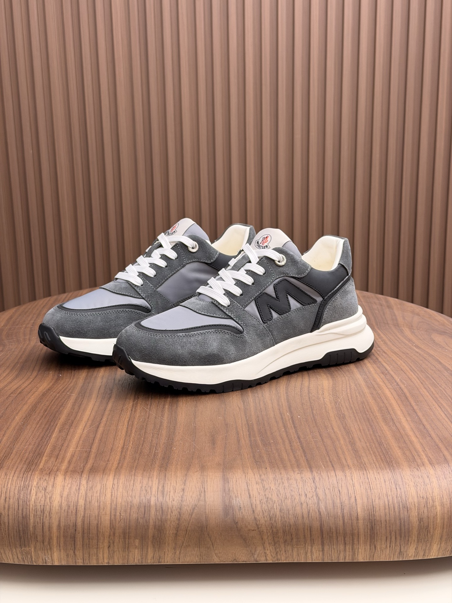 Moncler Style Leather Men's Shoes Men's Shoes Men's Shoes detail image 3 from source 783213