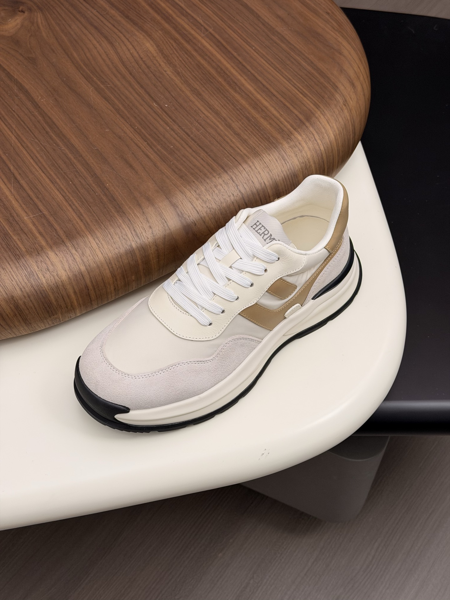 Moncler Style Leather Men's Shoes Men's Shoes Men's Shoes detail image 6 from source 783206