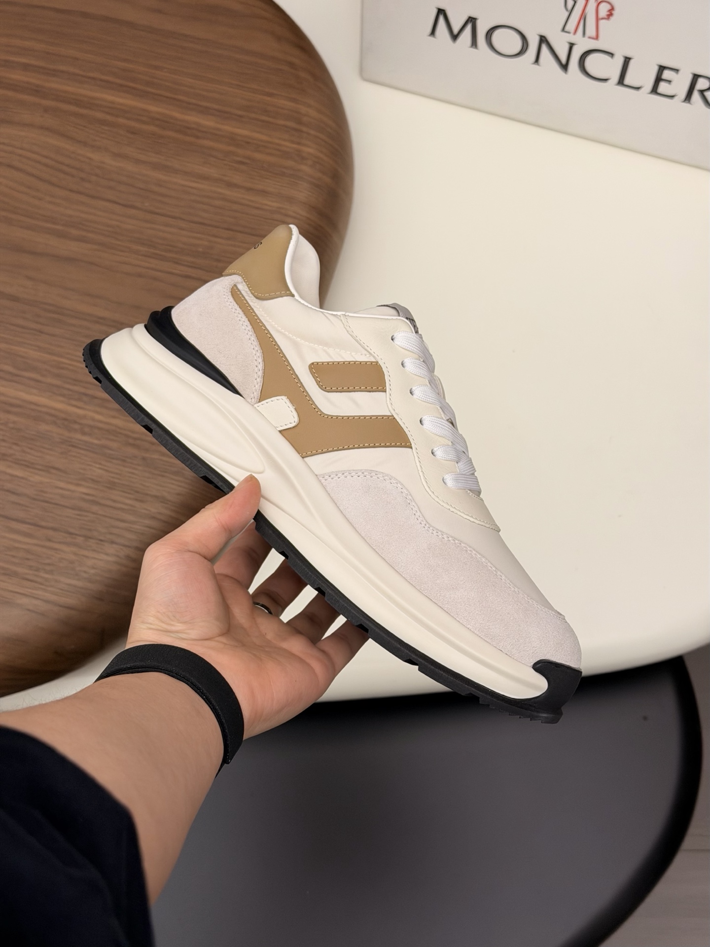 Moncler Style Leather Men's Shoes Men's Shoes Men's Shoes detail image 3 from source 783206