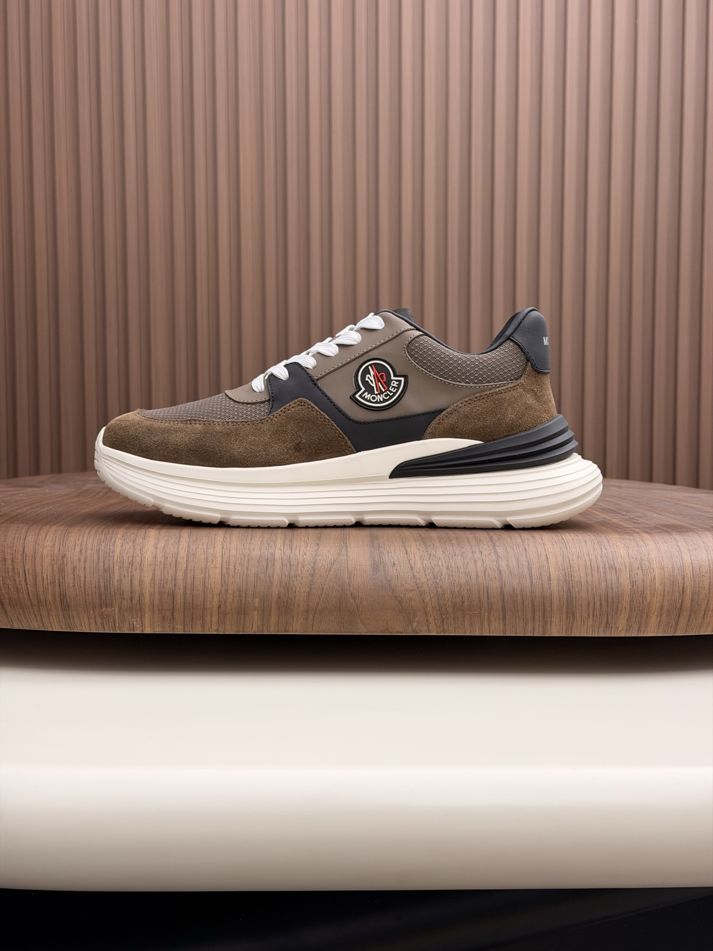 Moncler Style Leather Men's Shoes Men's Shoes Men's Shoes detail image 3 from source 783211