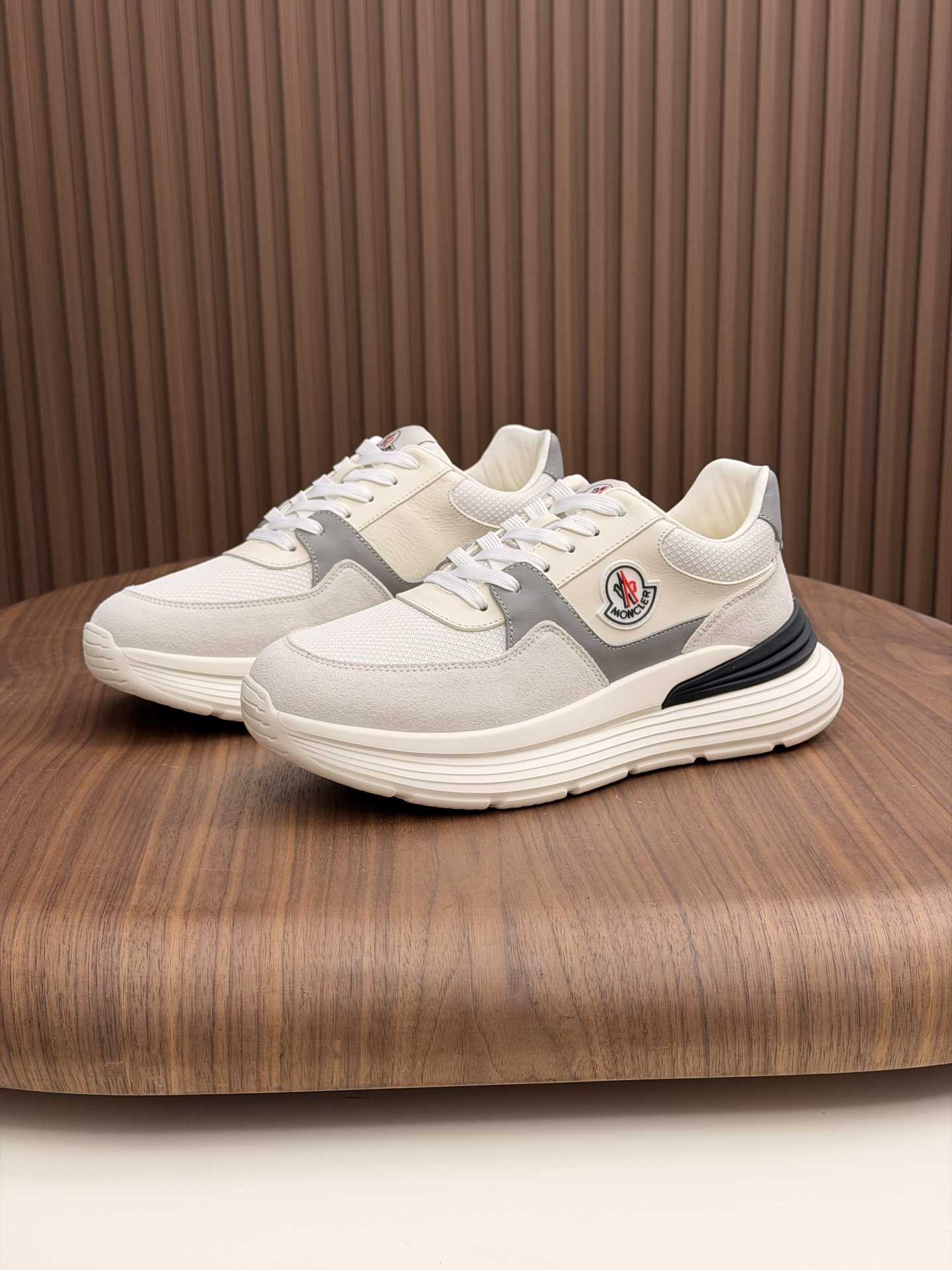 Moncler Style Leather Men's Shoes Men's Shoes Men's Shoes detail image 4 from source 783205