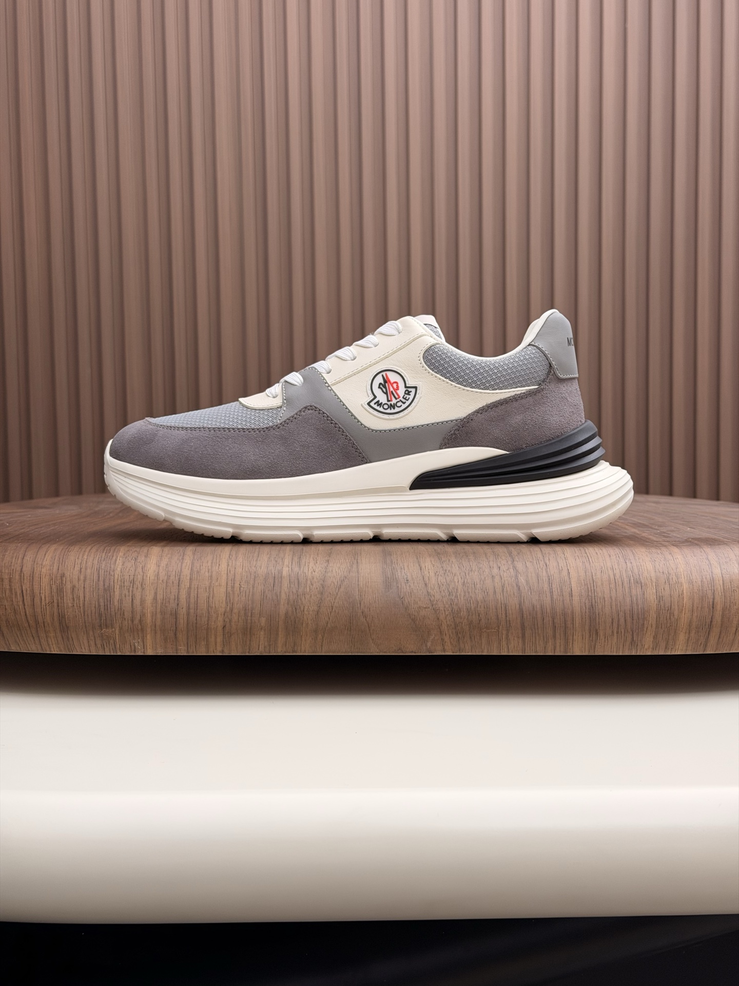 Moncler Style Leather Men's Shoes Men's Shoes Men's Shoes detail image 4 from source 783209