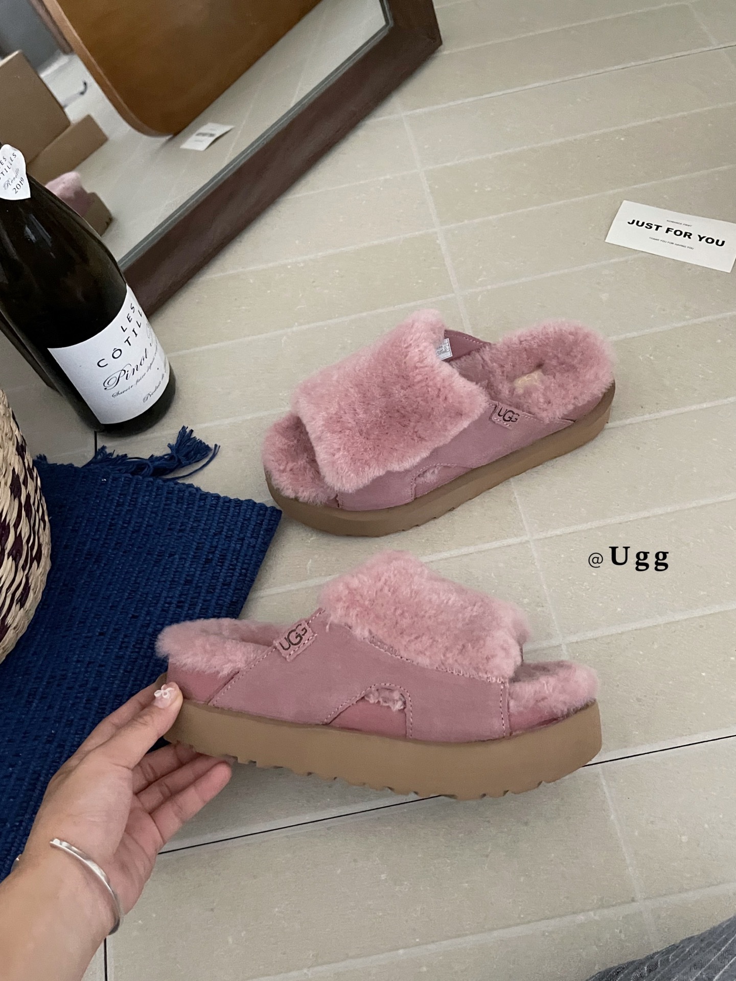 𝐔𝐠𝐠 | 巴约娜拖鞋UGG 新款拖鞋已上线UGG羊毛🦙拖丨舒适感太绝这波毛毛拖直接拿捏松弛感翻毛皮+软