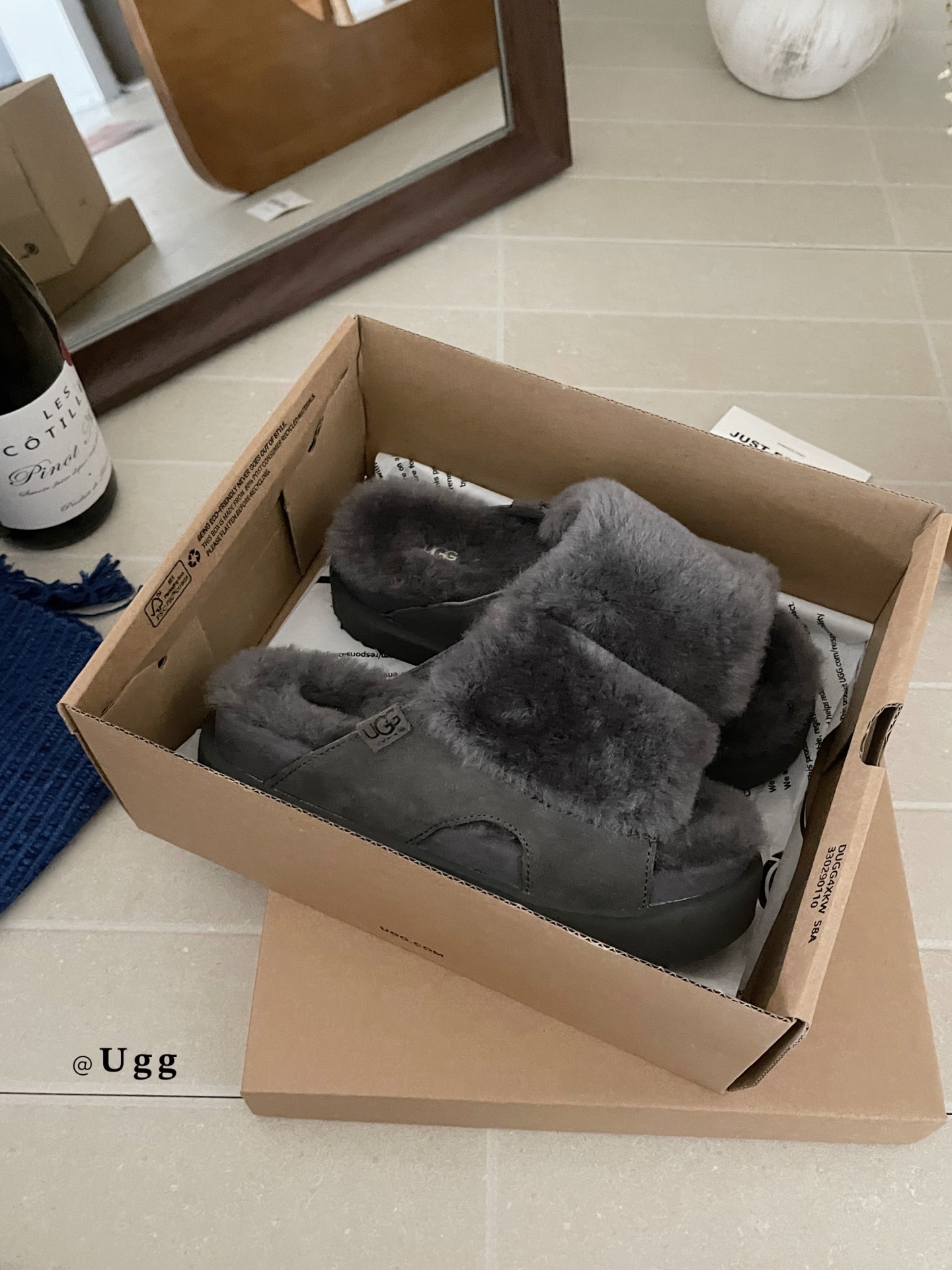 𝐔𝐠𝐠 | 巴约娜拖鞋UGG 新款拖鞋已上线UGG羊毛🦙拖丨舒适感太绝这波毛毛拖直接拿捏松弛感翻毛皮+软