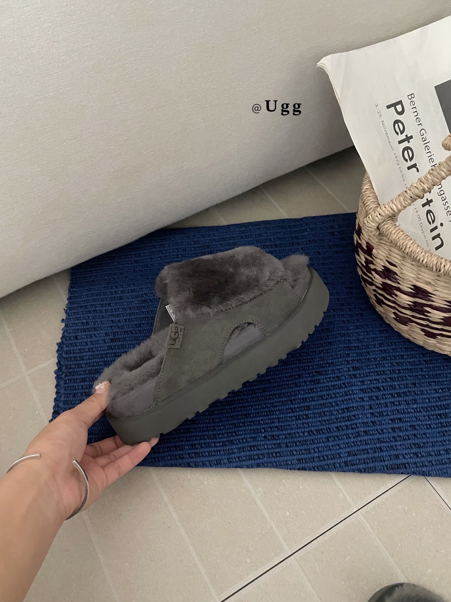 𝐔𝐠𝐠 | 巴约娜拖鞋UGG 新款拖鞋已上线UGG羊毛🦙拖丨舒适感太绝这波毛毛拖直接拿捏松弛感翻毛皮+软