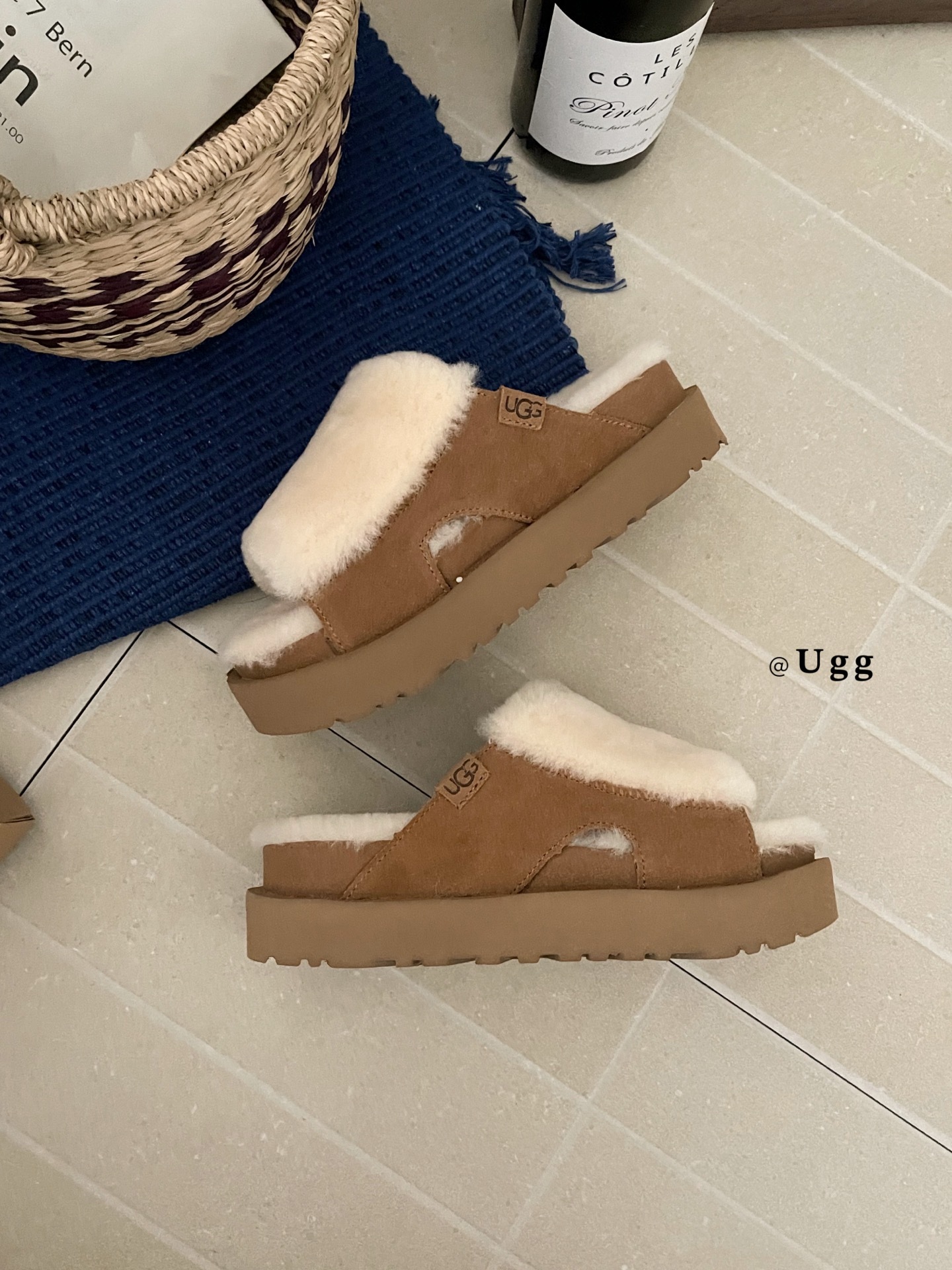 𝐔𝐠𝐠 | 巴约娜拖鞋UGG 新款拖鞋已上线UGG羊毛🦙拖丨舒适感太绝这波毛毛拖直接拿捏松弛感翻毛皮+软