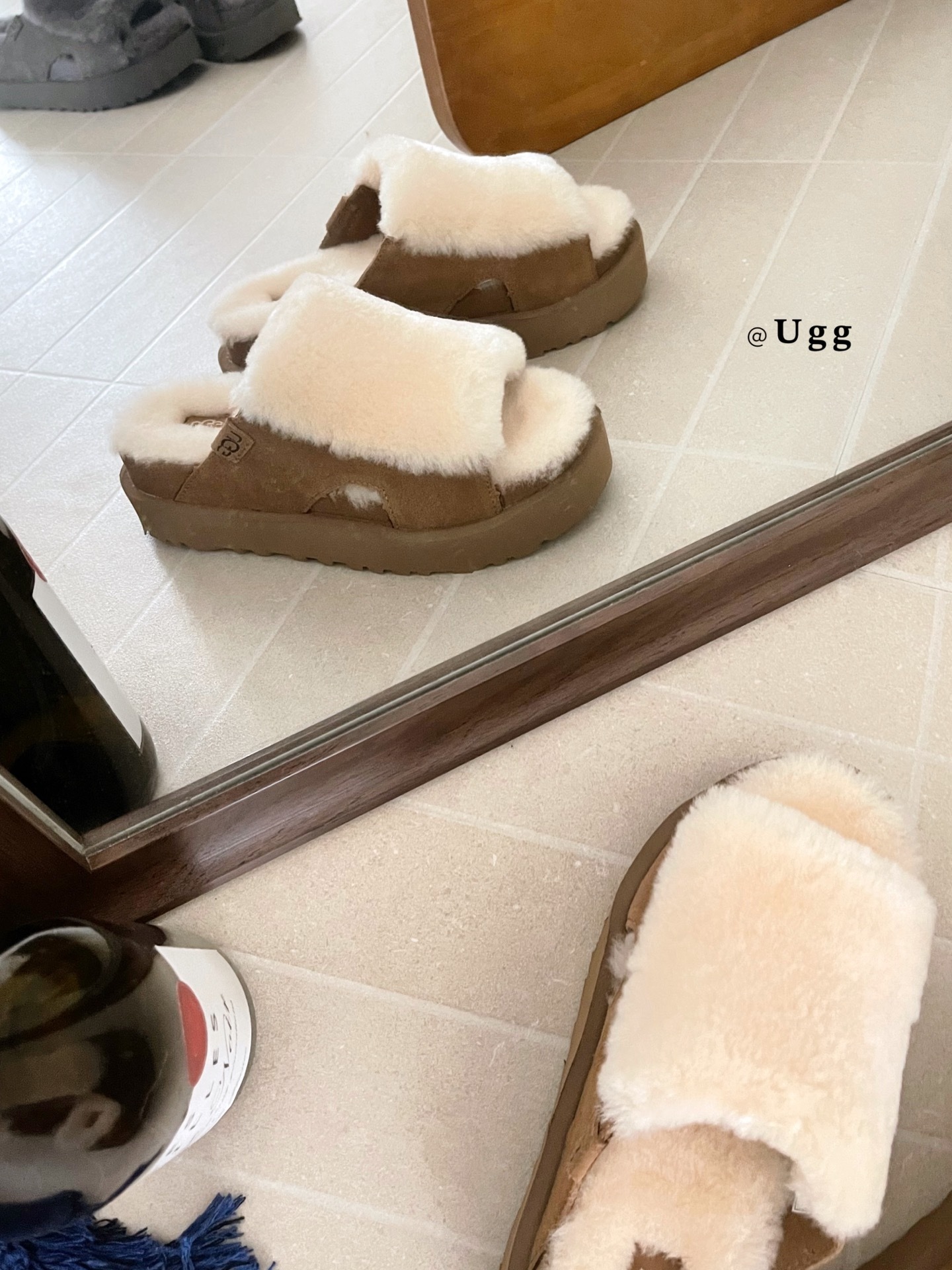 𝐔𝐠𝐠 | 巴约娜拖鞋UGG 新款拖鞋已上线UGG羊毛🦙拖丨舒适感太绝这波毛毛拖直接拿捏松弛感翻毛皮+软