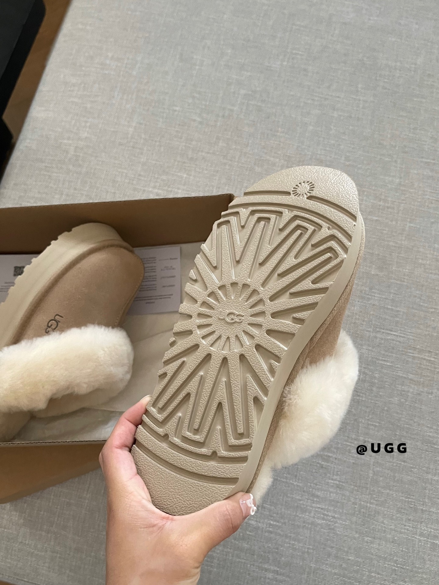 𝐔𝐠𝐠 | 𝟑𝐂𝐌厚底星拖第一批永远最nice.官网同步Disquette拖鞋鞋底厚底3cm全真羊毛内里