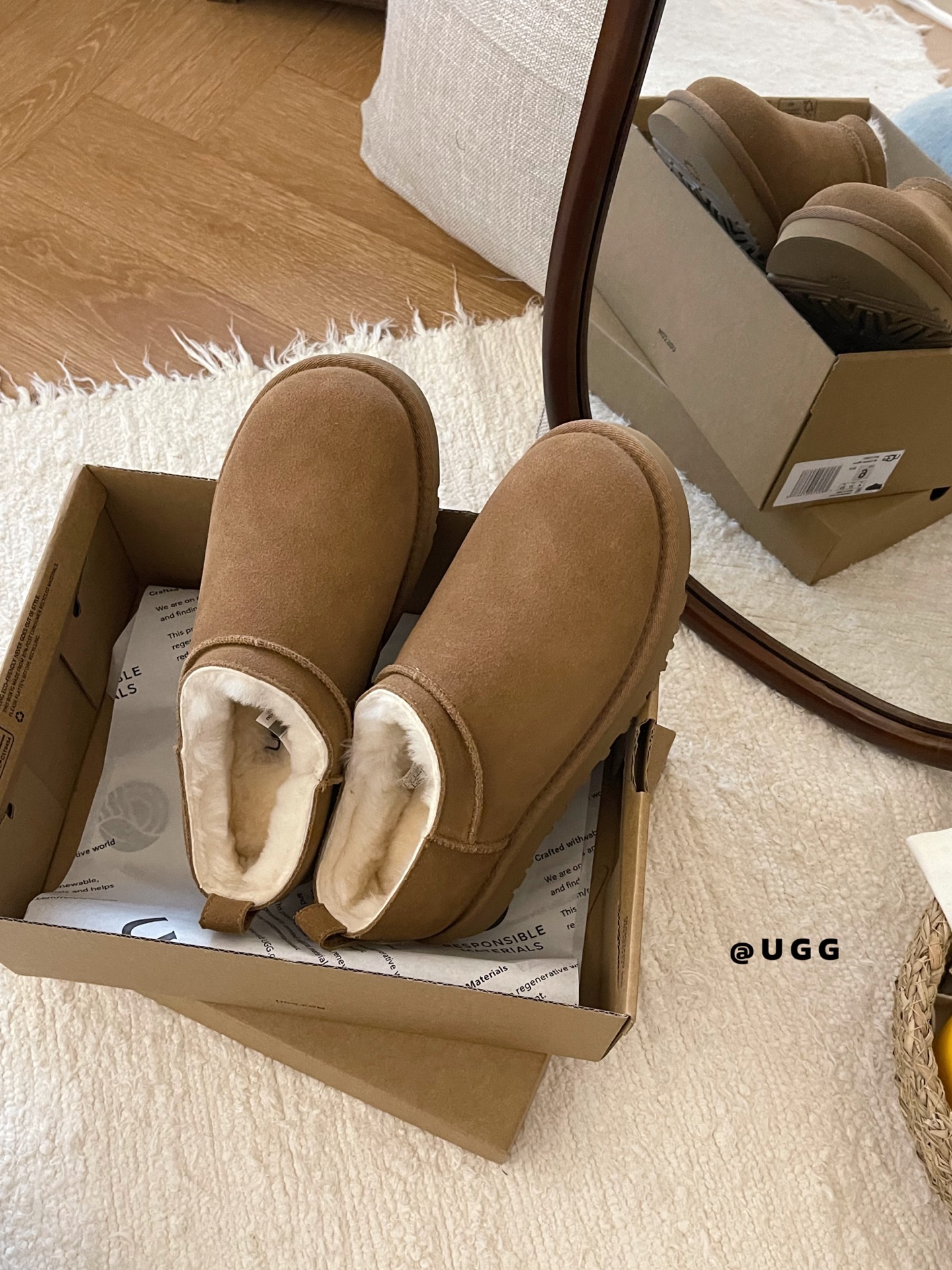 𝐔𝐠𝐠 | 超𝐦𝐢𝐧𝐢 𝐁𝐞𝐥𝐥𝐚 同款风松弛感火出圈！！𝐔𝐠𝐠 𝐌𝐢𝐜𝐫𝐨 𝐌𝐢𝐧𝐢 经典超迷你妥妥滴