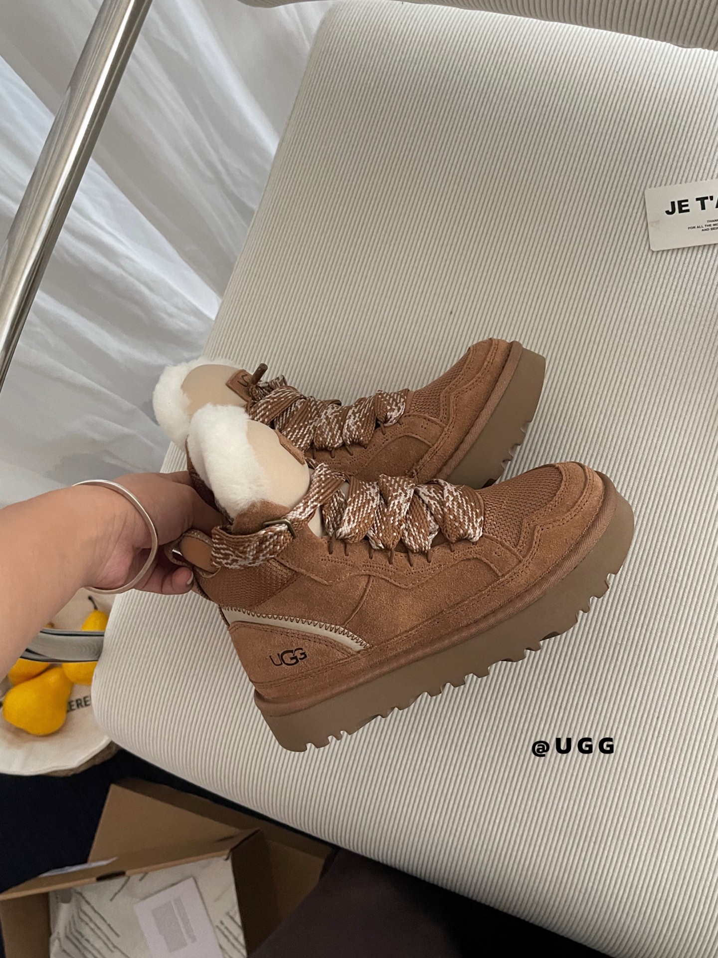 𝐔𝐆𝐆|梅尔高帮休闲鞋双色拼接鞋带增添造型复古质感羊毛内里搭配轻翼科技大底 舒适透气超大号加垫鞋舌Mat