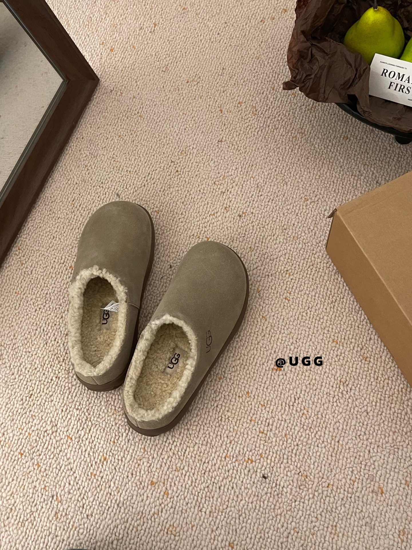 𝐔𝐆𝐆｜土豆半拖这款半包士豆拖冬天穿再合适不过了慵懒随意又好看 狠狠的入坑啦~今年爆🔥的小土豆，脚感无敌