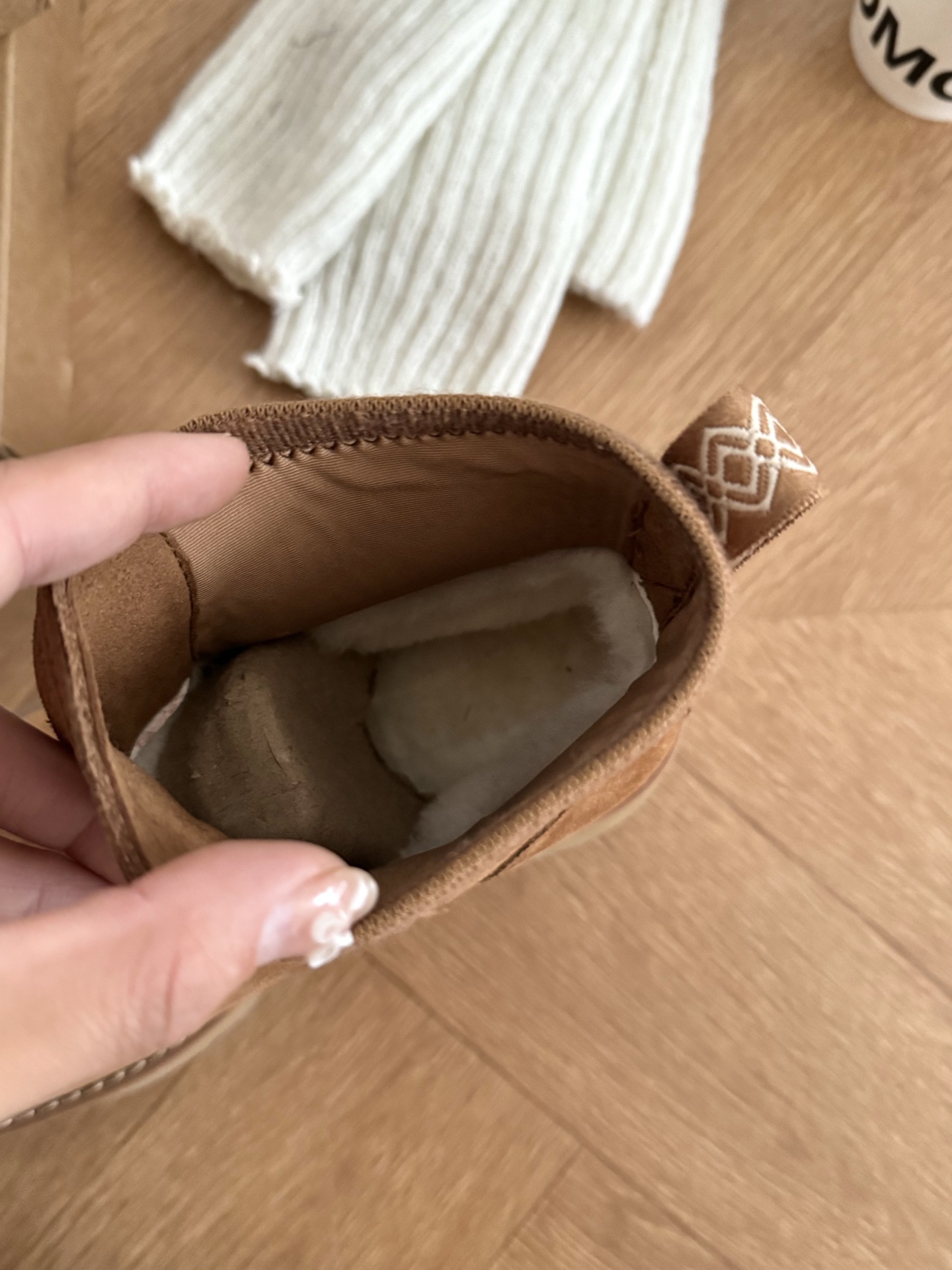 🔥𝐔𝐆𝐆 ｜城市方可切尔西靴栗色 芥菜籽色·防泼水翻毛皮·螺纹针织鞋面·织物里衬·鞋垫采用薄荷防臭处理·