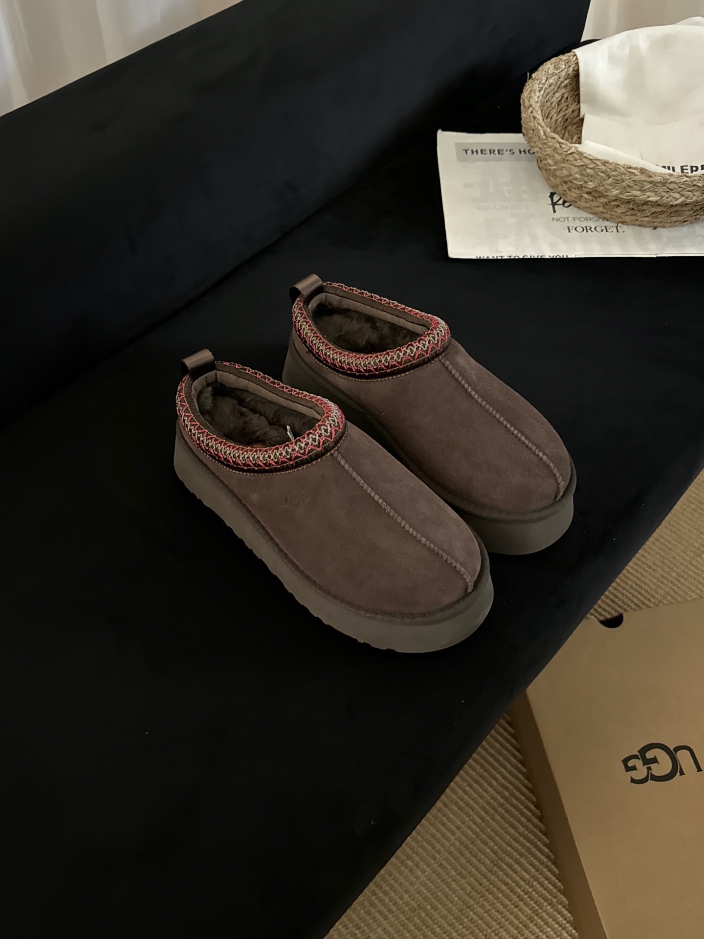 NO:547041,2.0 version of cocoa powder brown, semi-dragged fur shoes198609092.0版可可粉棕,半拖毛毛鞋,Women's Shoes