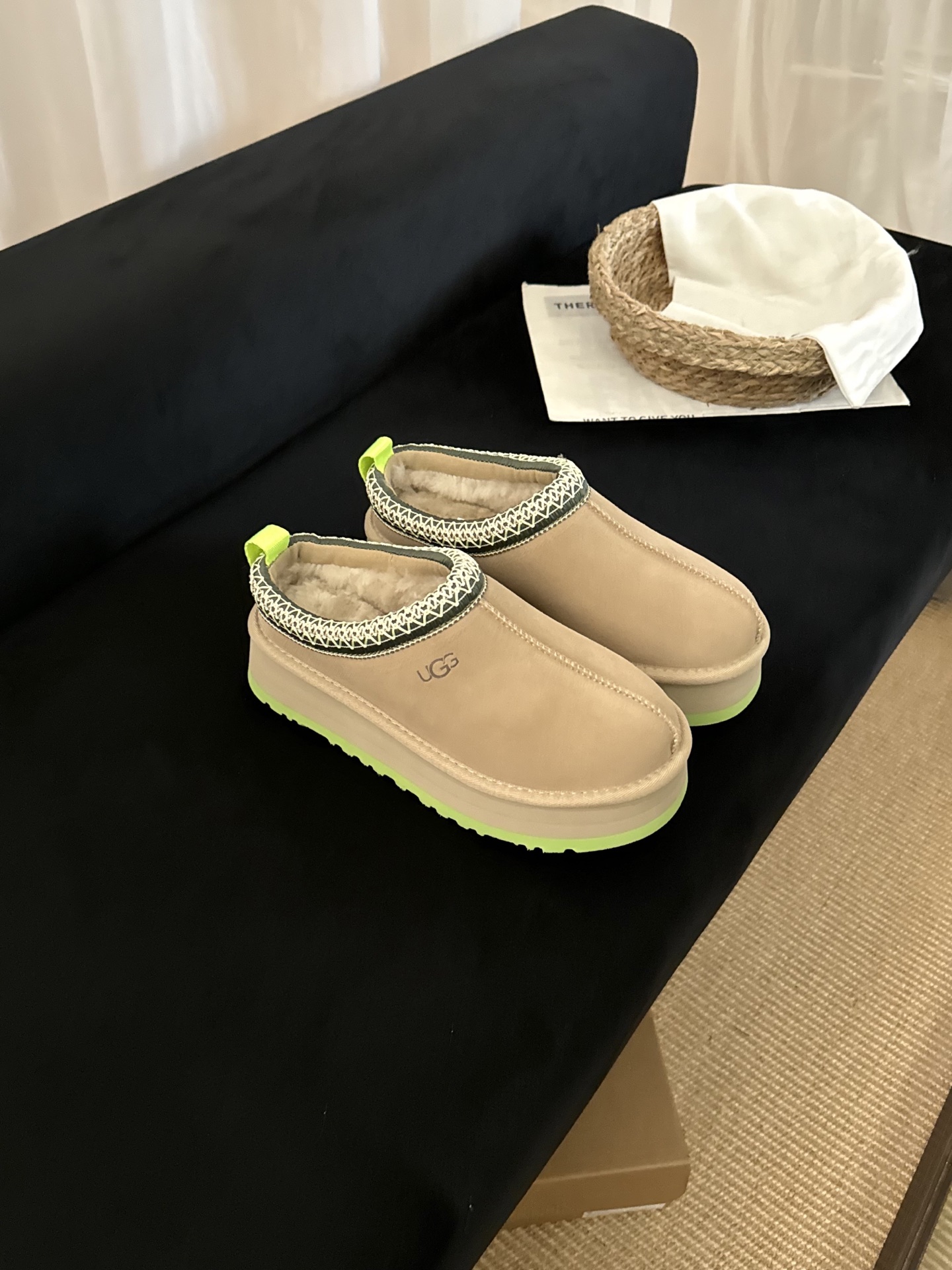 NO:547060,Version 2.0 mustard green, half-flop fur shoes198609092.0版芥青色,半拖毛毛鞋,Women's Shoes