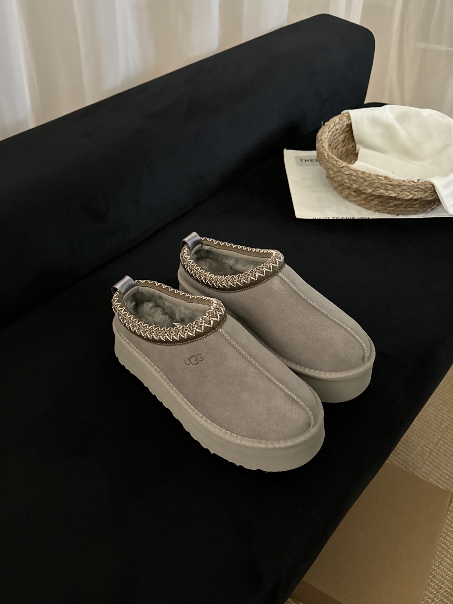 NO:547061,2.0 version of pebbles, semi-dragged fur shoes198609092.0版鹅卵石灰,半拖毛毛鞋,Women's Shoes