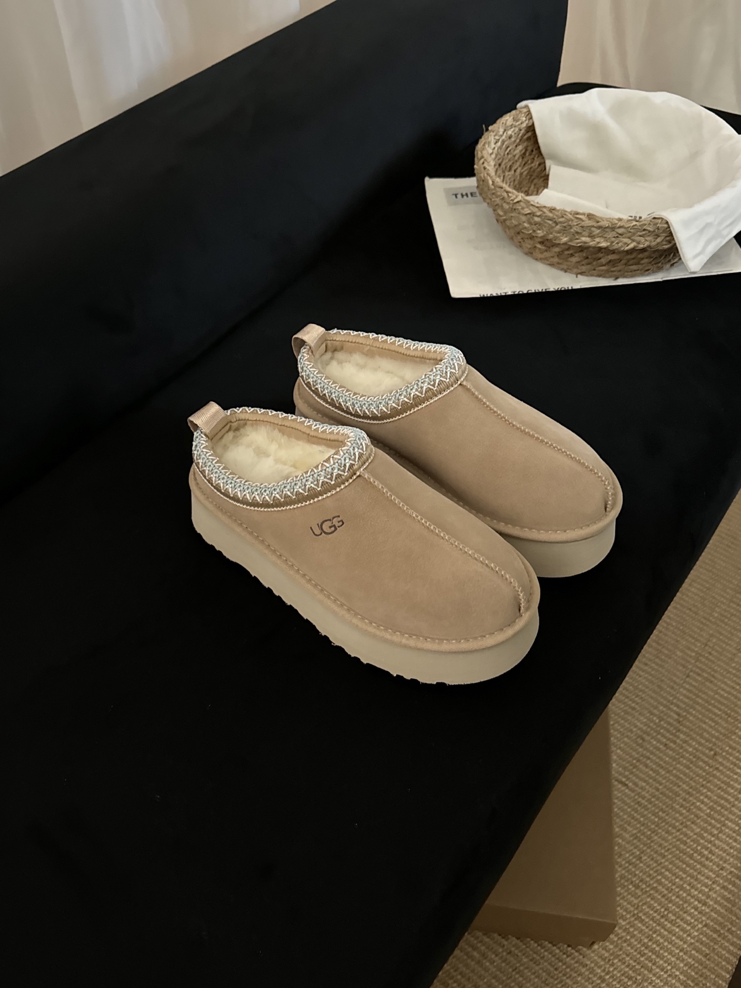 NO:547069,2.0 version sand color, semi-dragged fur shoes198609092.0版沙色,半拖毛毛鞋,Women's Shoes