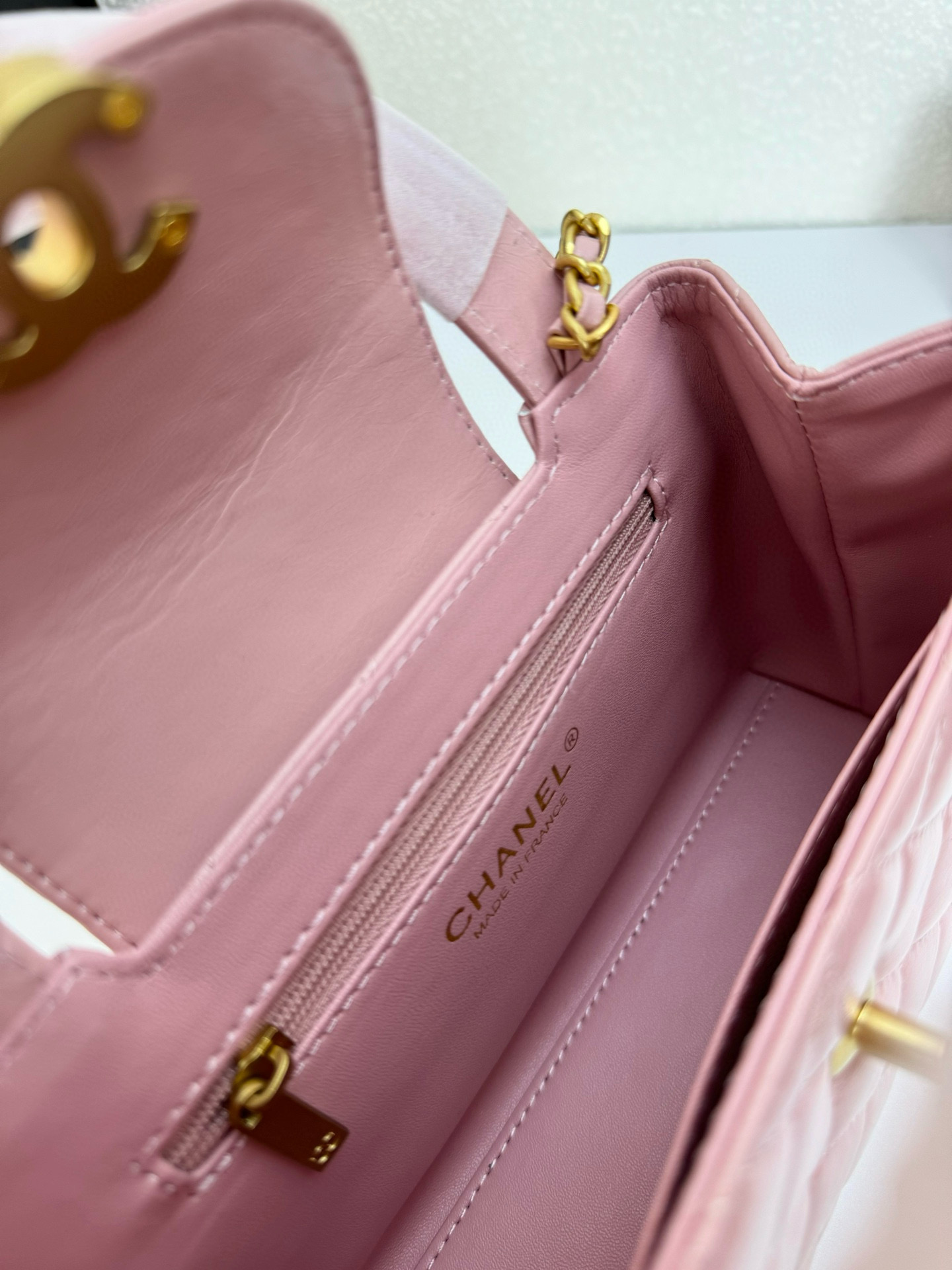 Chanel 23/24 Pink Leather Top Handle Bag, 20cm 6 i1742366542438 5570 0 4