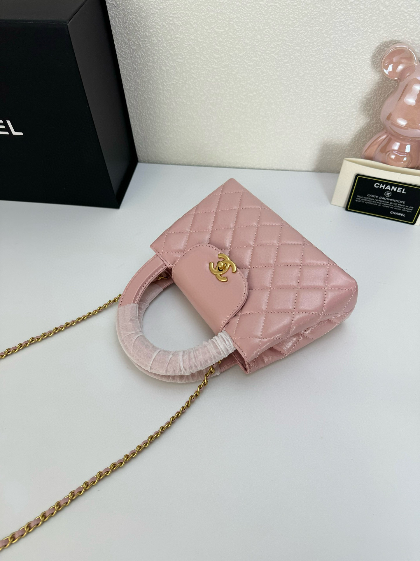 Chanel 23/24 Pink Leather Top Handle Bag, 20cm 10 i1742366546985 2640 0 8