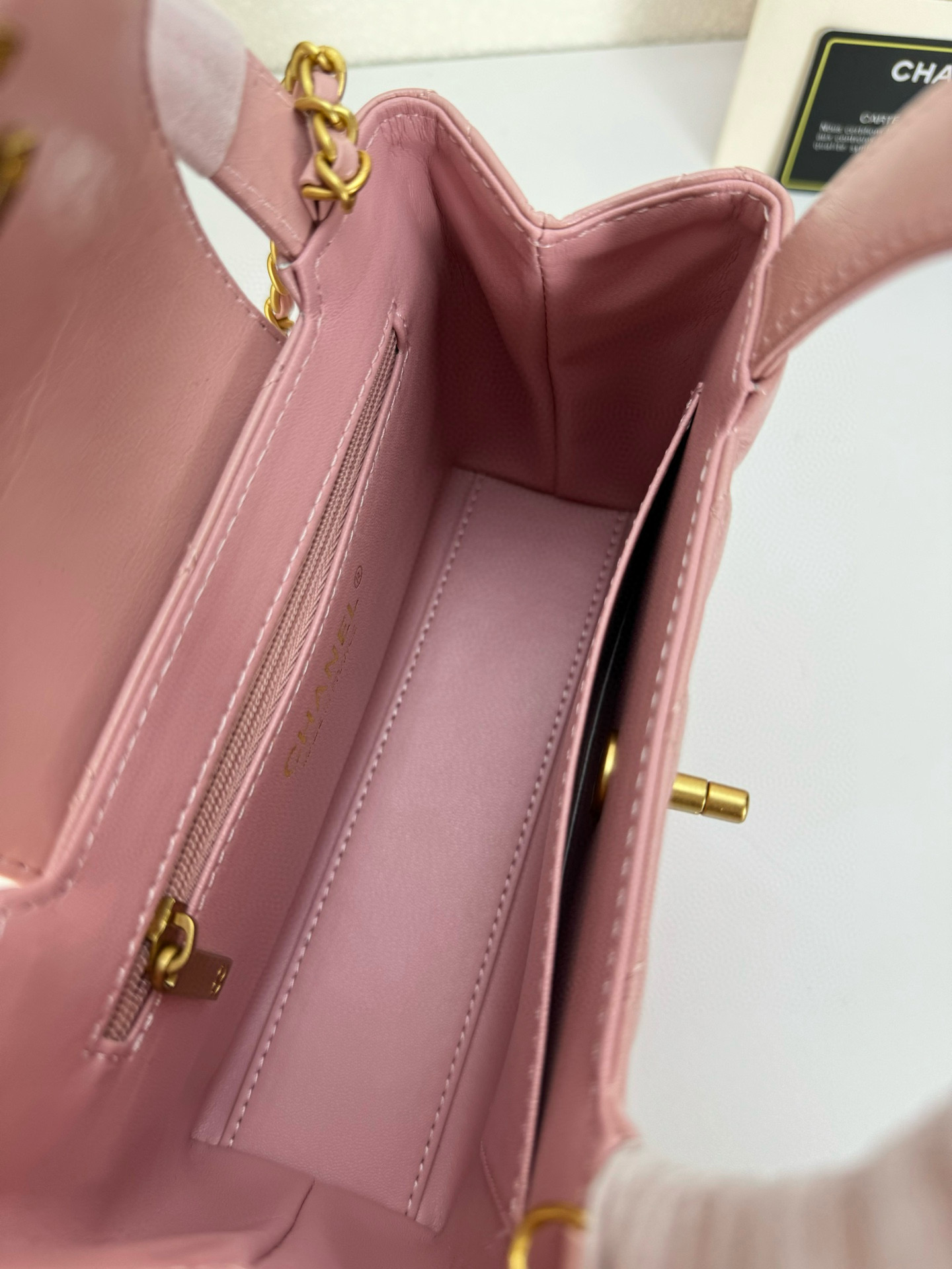 Chanel 23/24 Pink Leather Top Handle Bag, 20cm 7 i1742366546985 9298 0 5